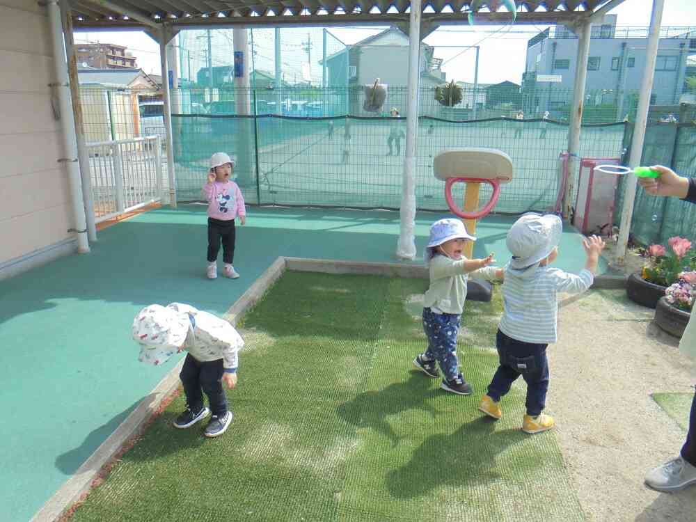 お庭遊び