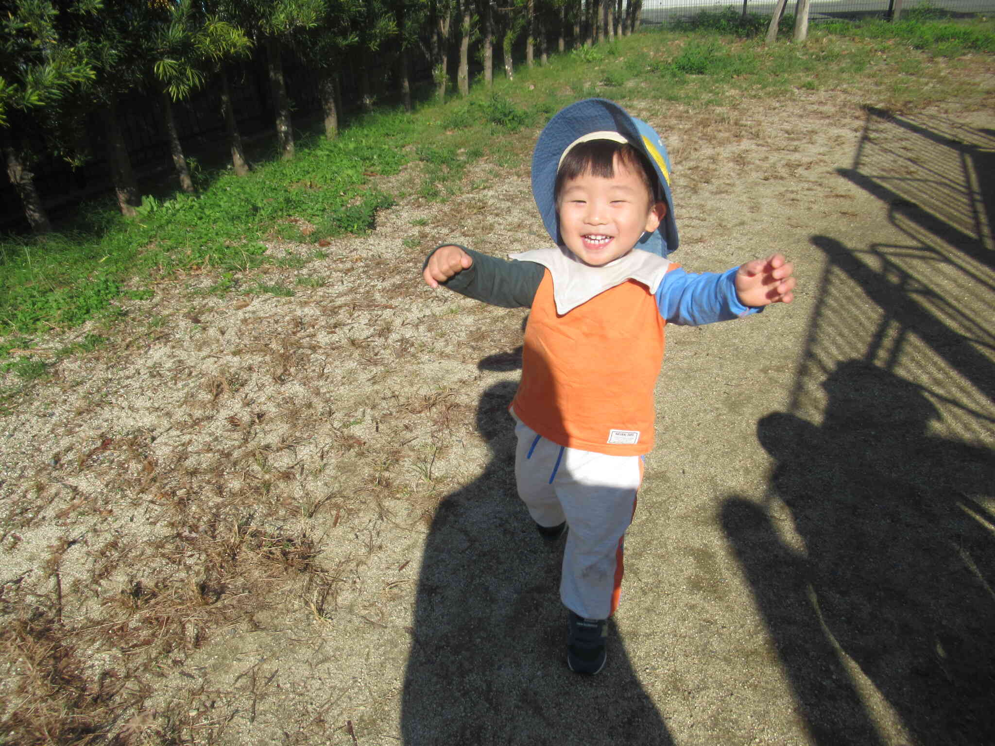 先生が「み～つけた！」と言うと、「ばぁ～」とでてきてくれました。