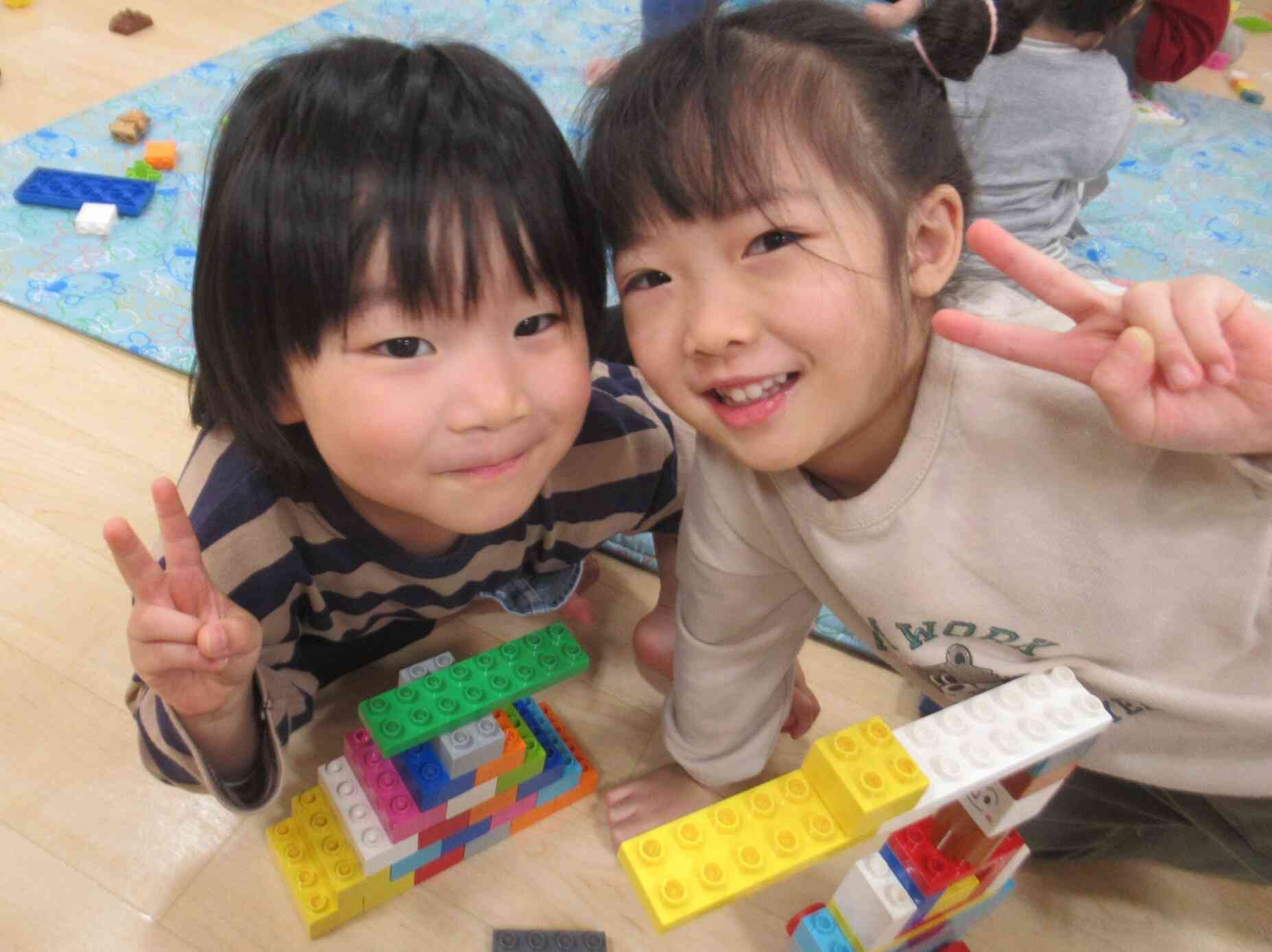 お友だちと一緒にハイチーズ♪