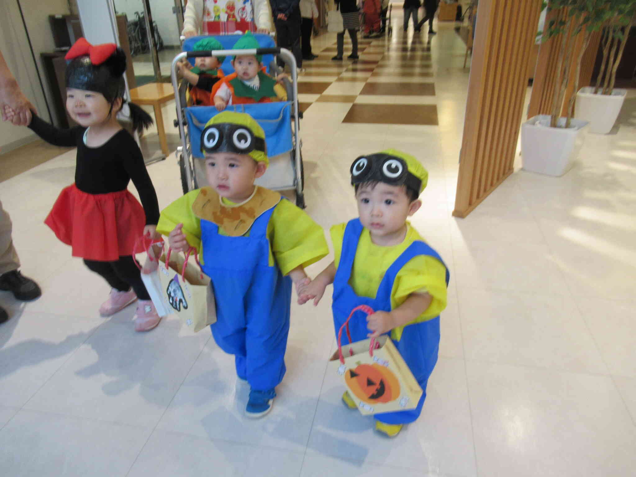 「お菓子ちょうだい」