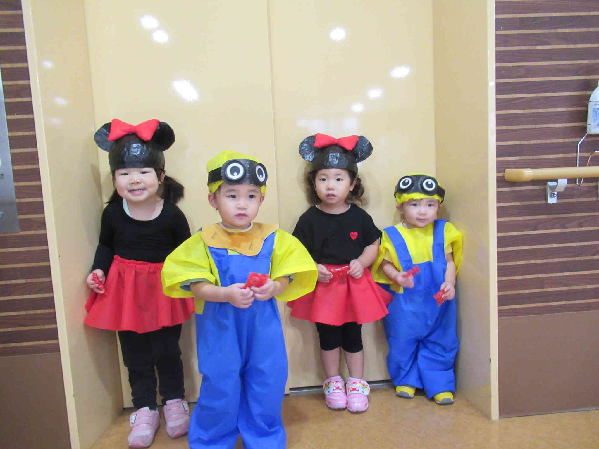 １歳児さんと２歳児さんとハイポーズ。