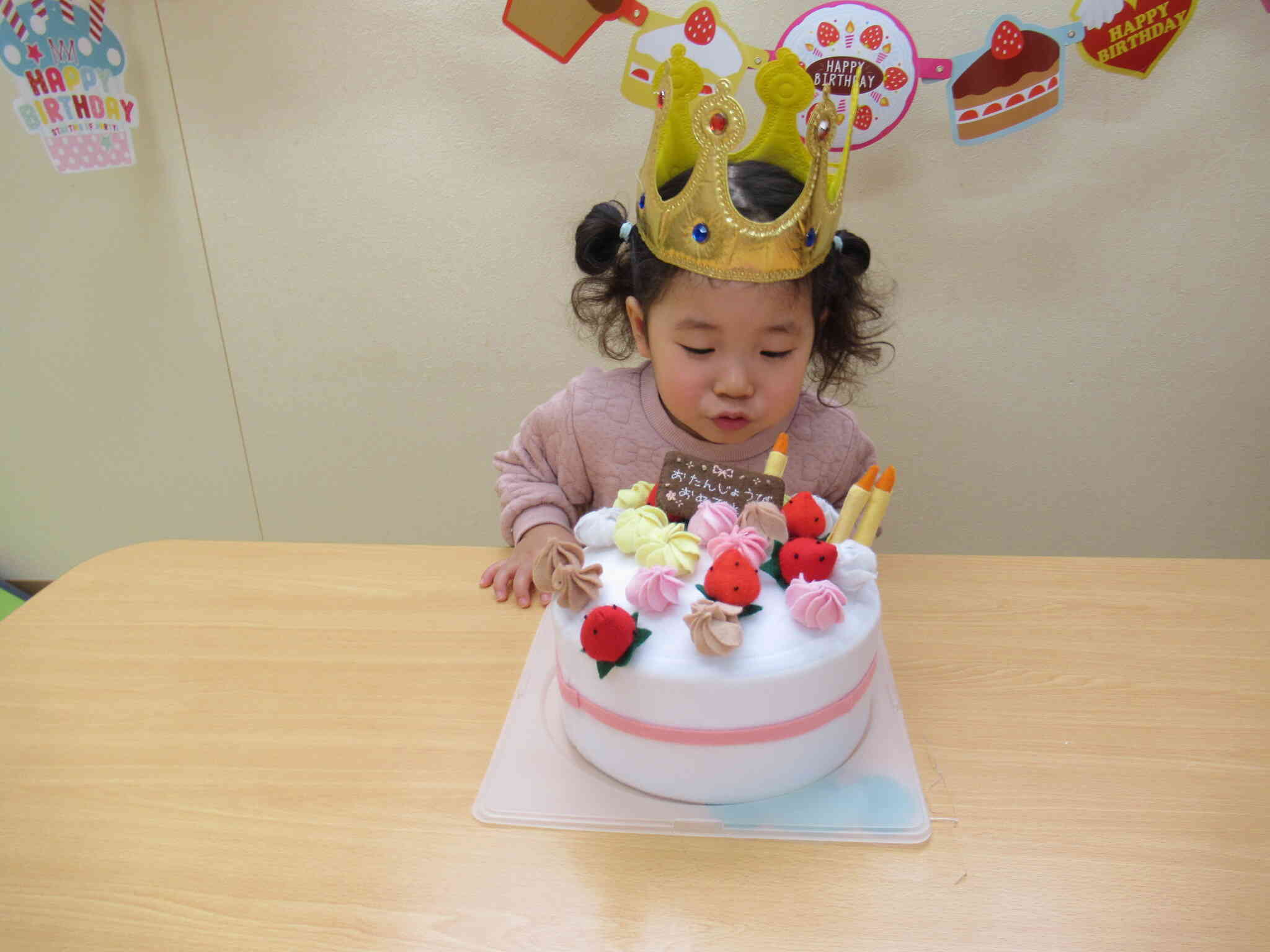 ロウソクを消してくれました。