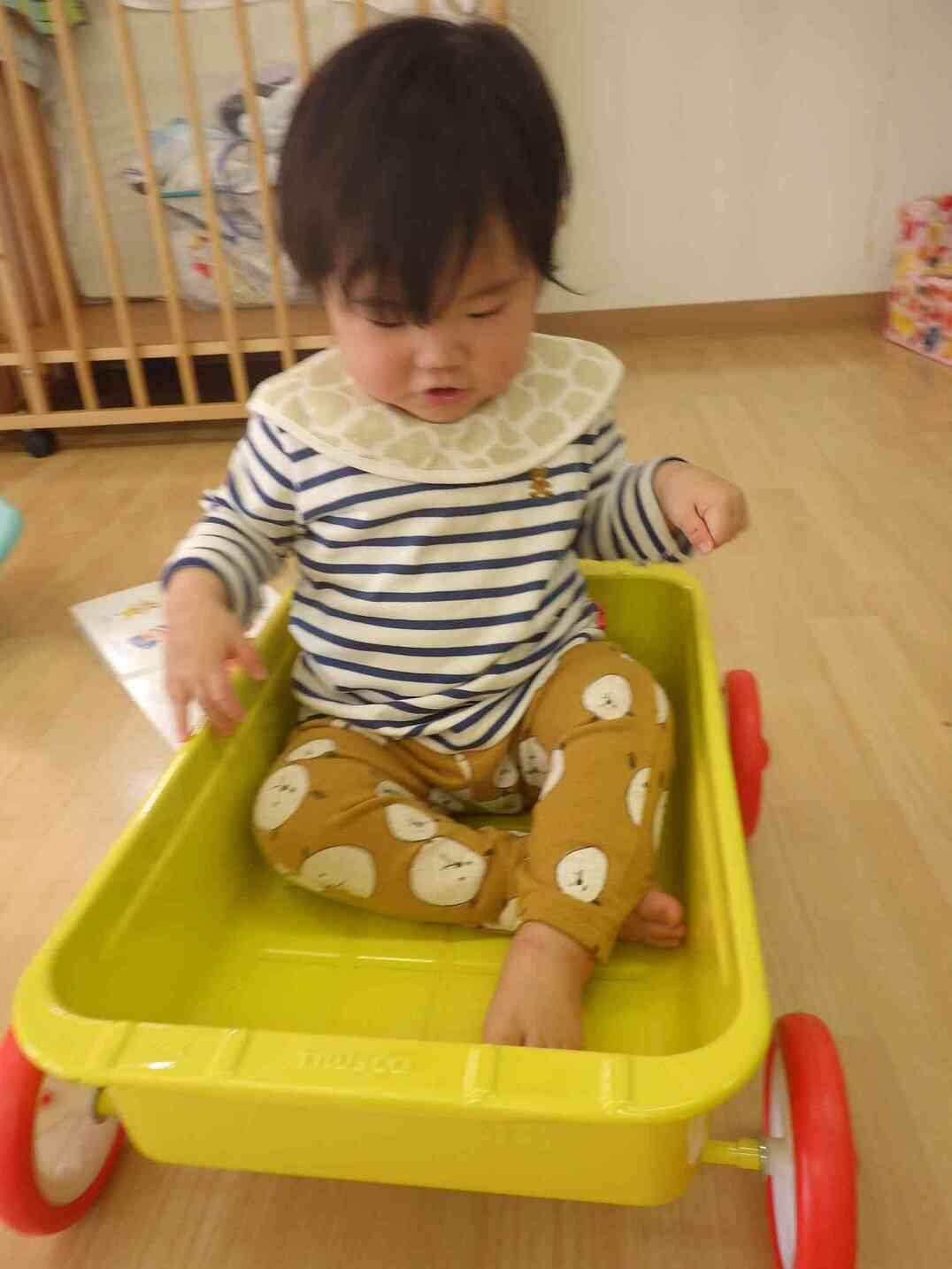 こちらはイエロー号です！