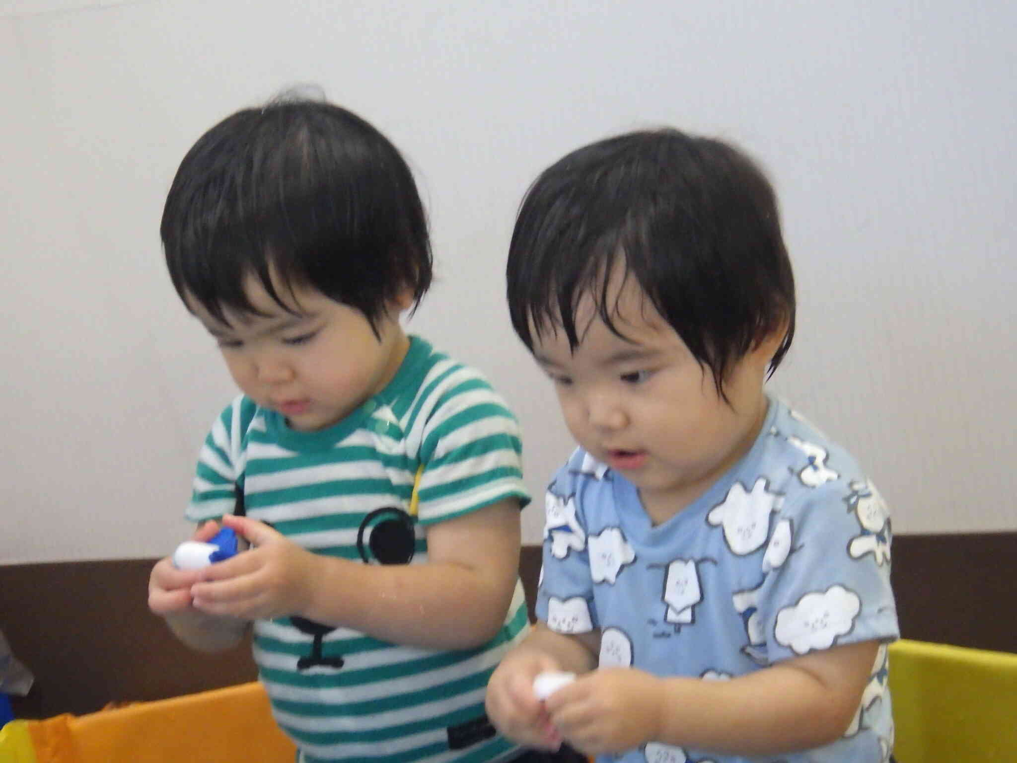 お水遊びが始まりました～あひるさん編～
