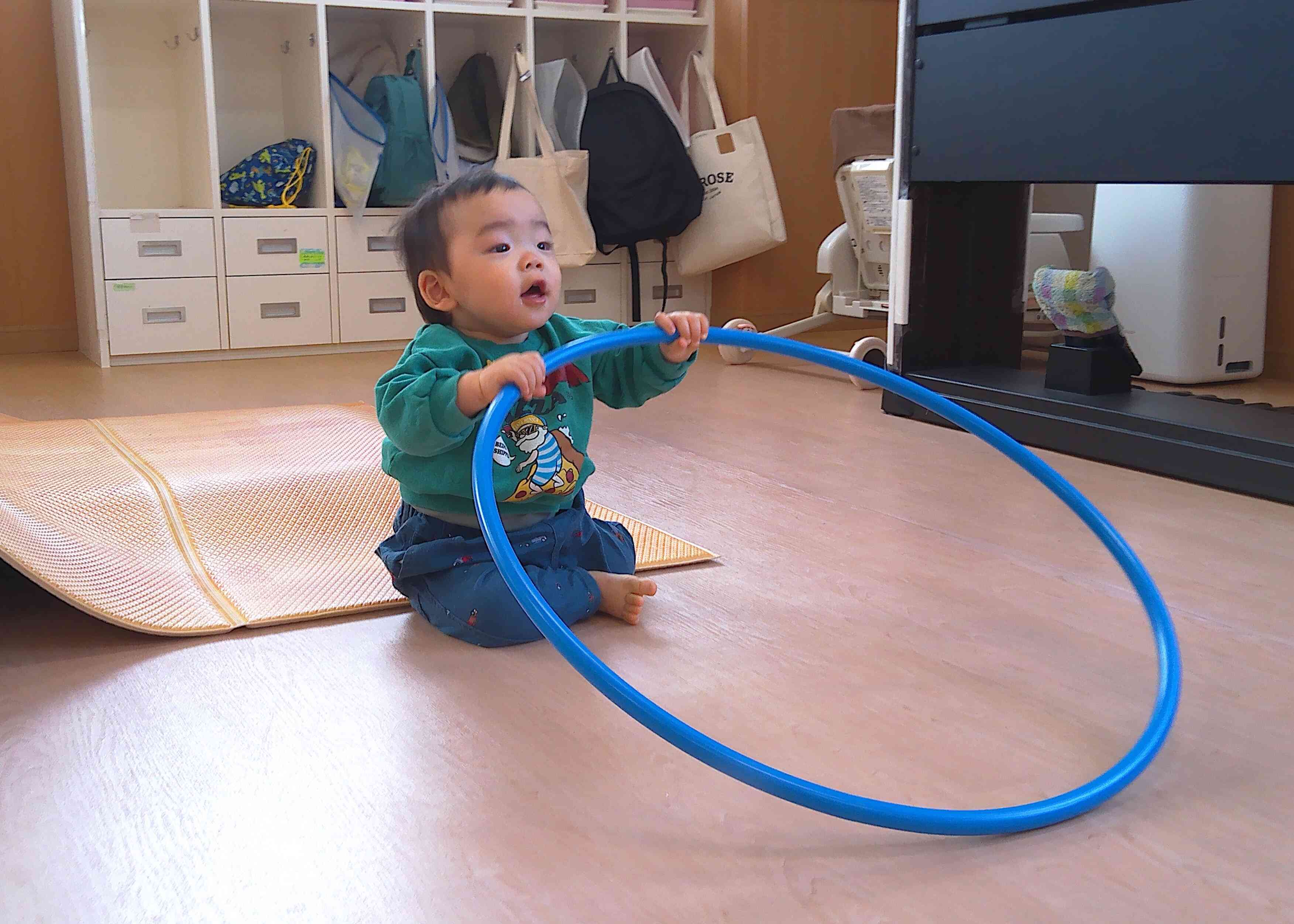 フラフープ、大きいね！