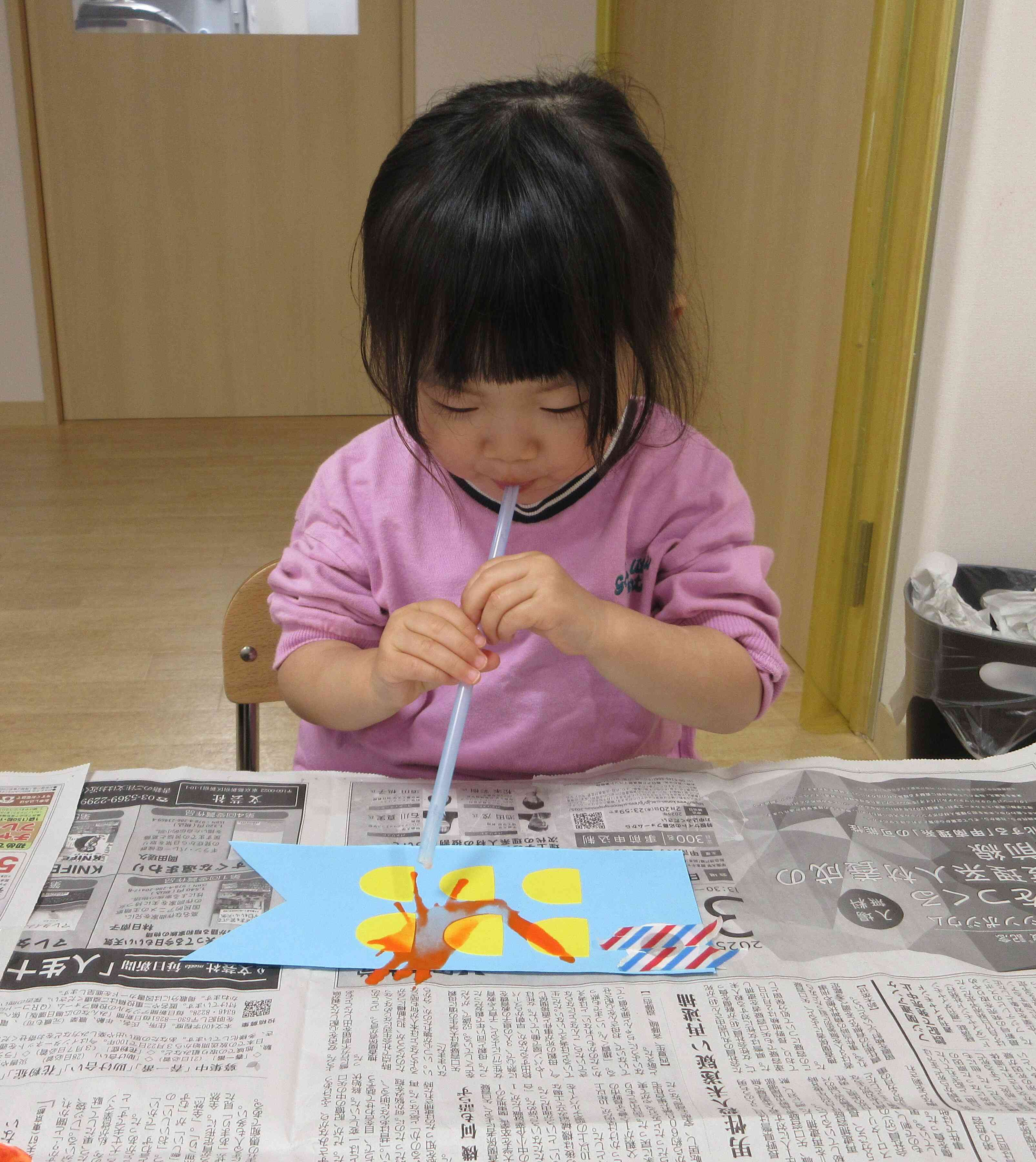 こいのぼり製作③　うさぎ組（2歳児さん）