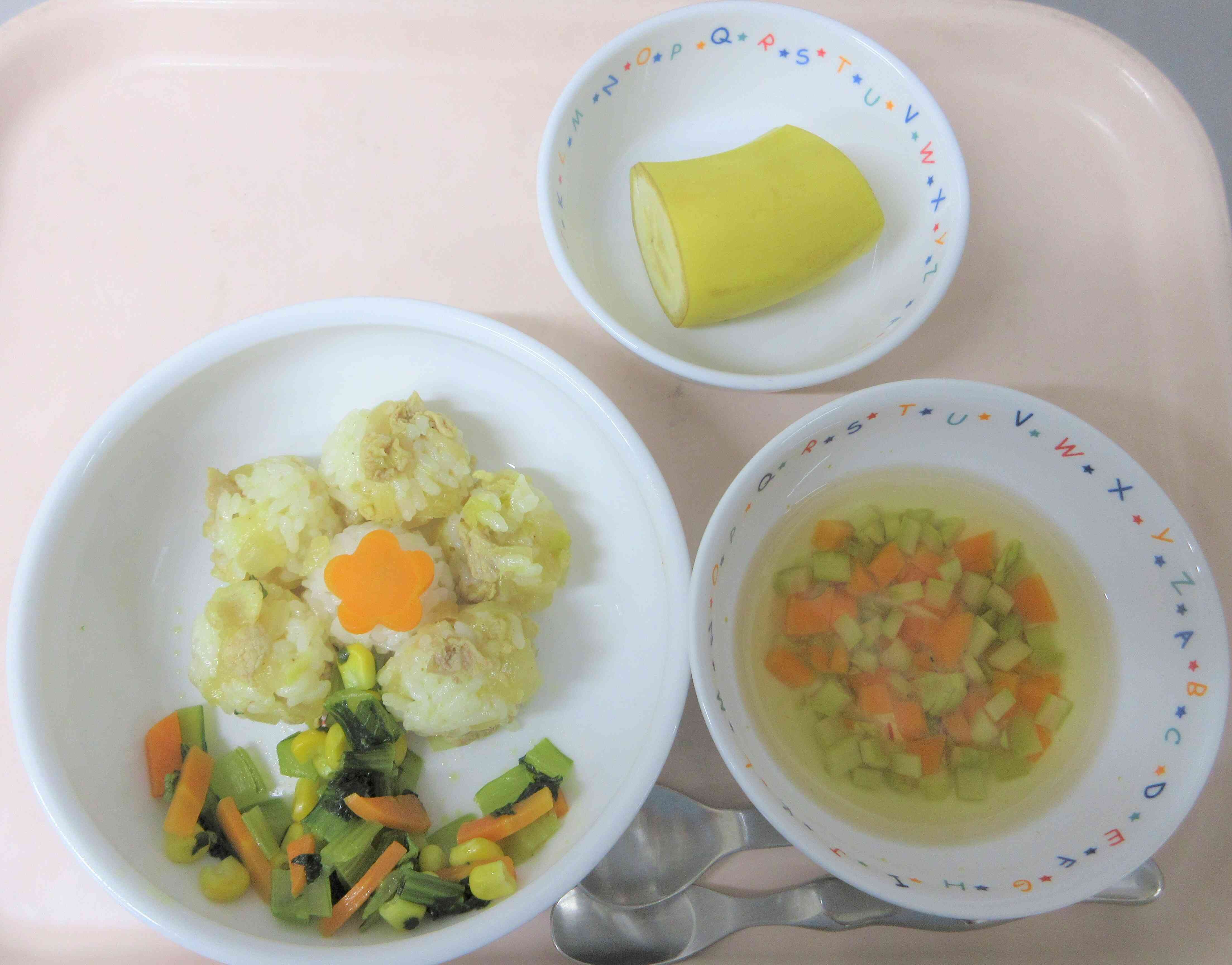 １歳児さんの給食！