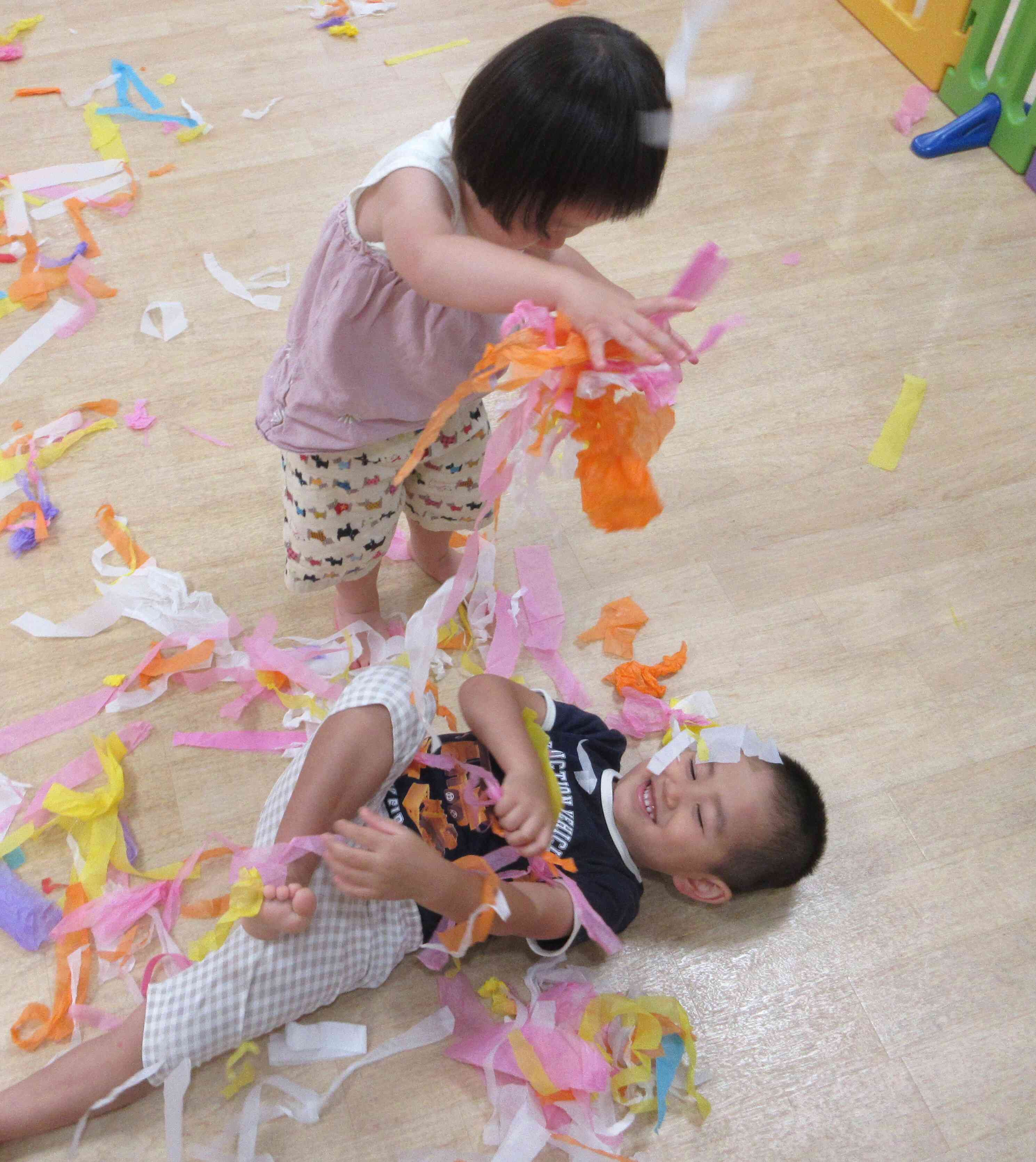 １・２歳児活動の様子♪