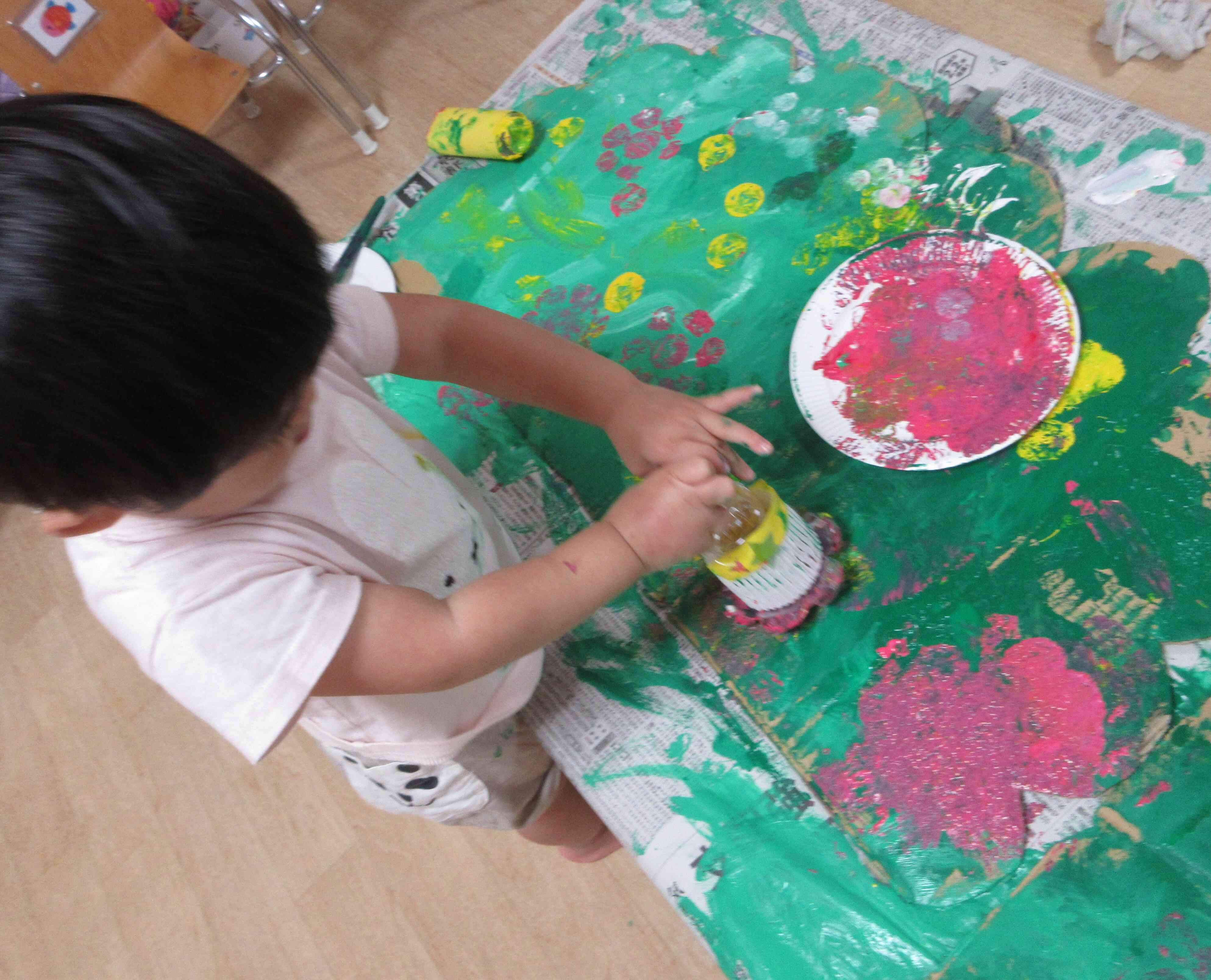 ぬたくり遊び　1歳児あひる組