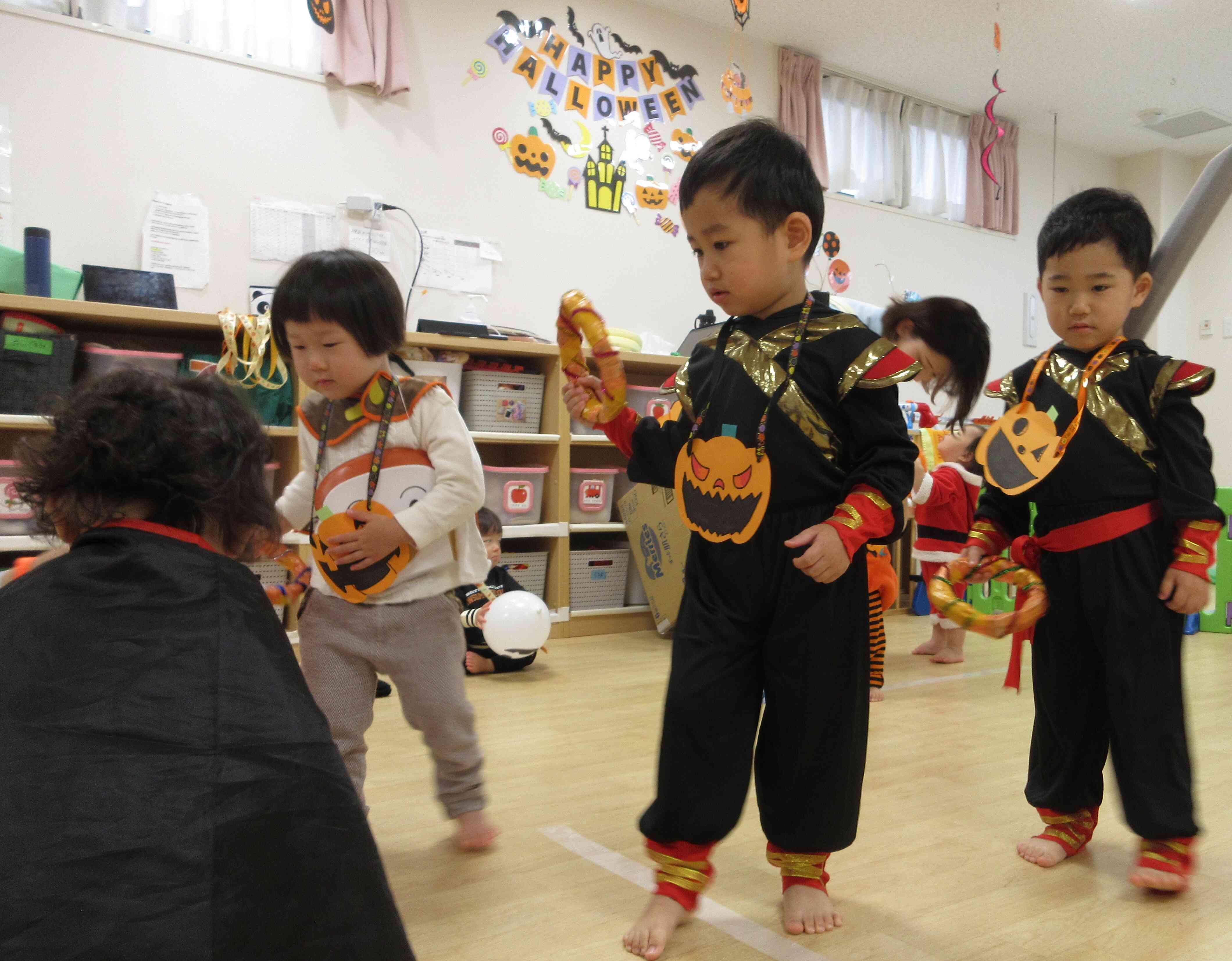 お部屋でハロウィンパーティー！！