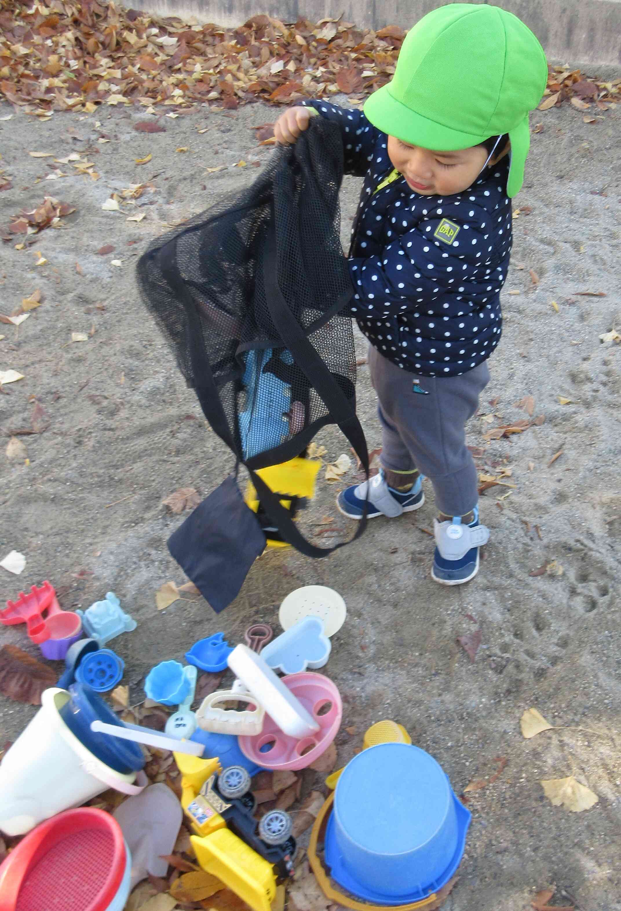 おもちゃどれ使おうかな～！？