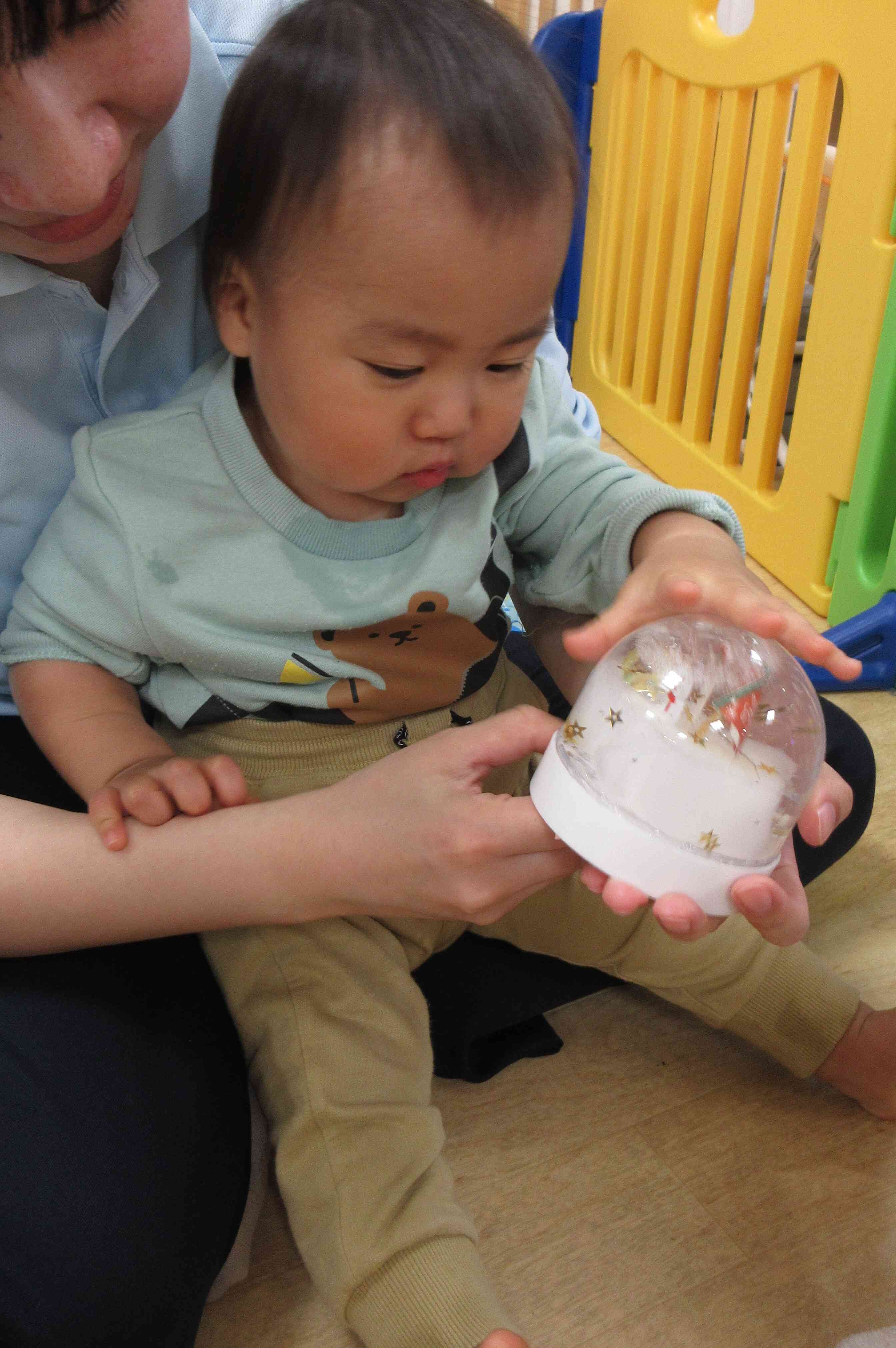 キラキラして面白いね♫