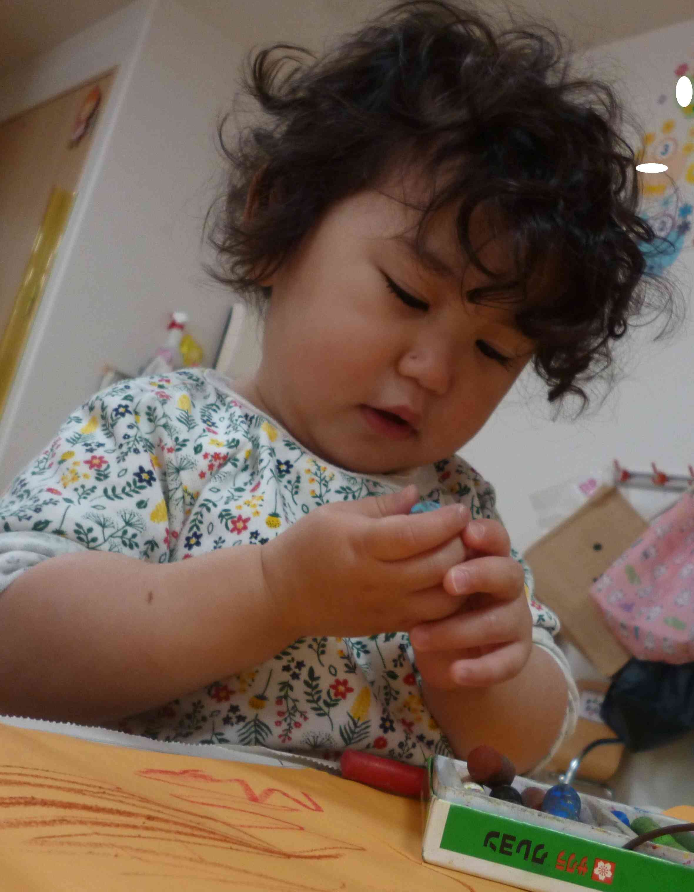 このクレヨンに決めた！