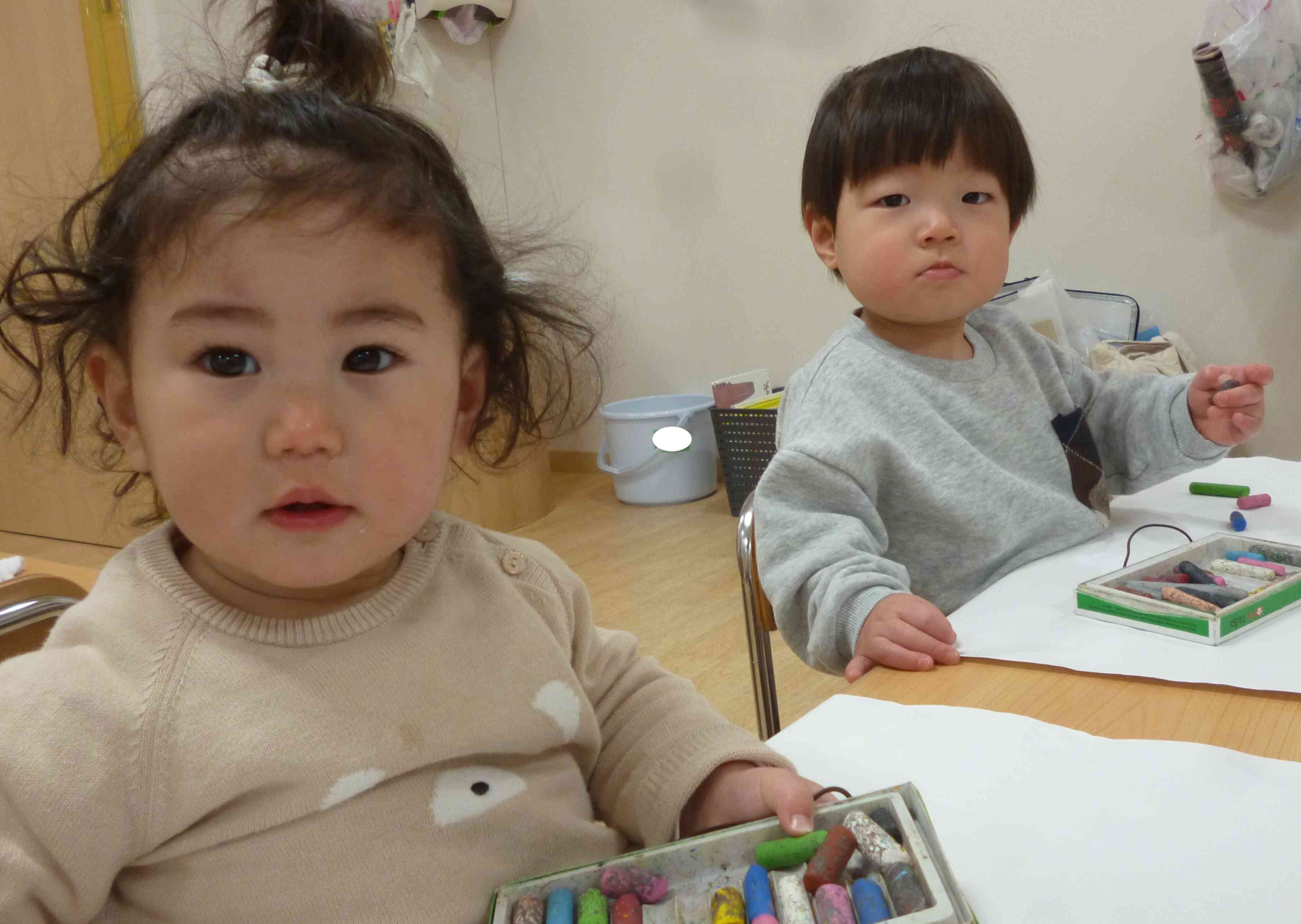 何色のクレヨンにしようかな～