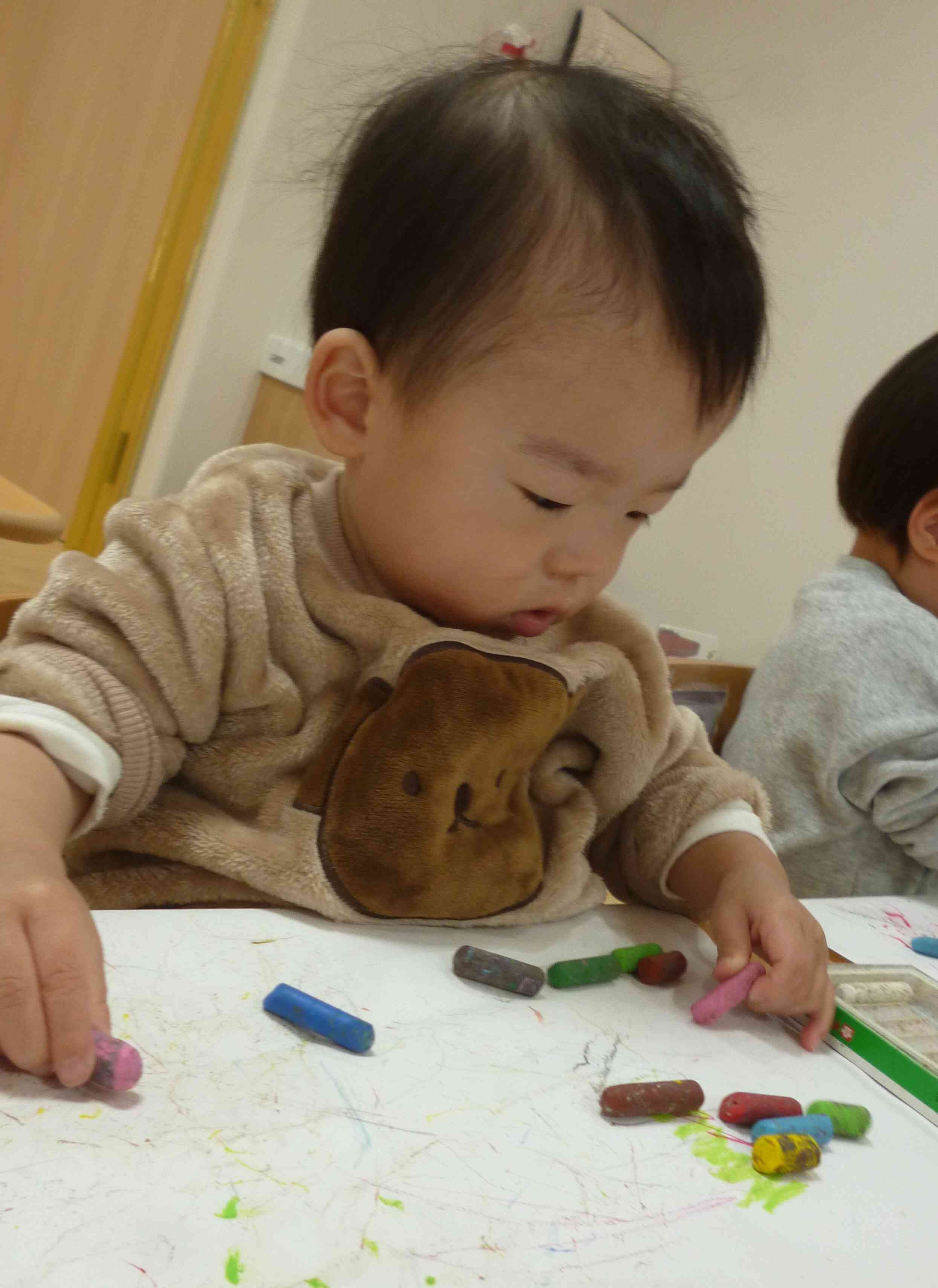 クレヨン遊びしたよ～☆