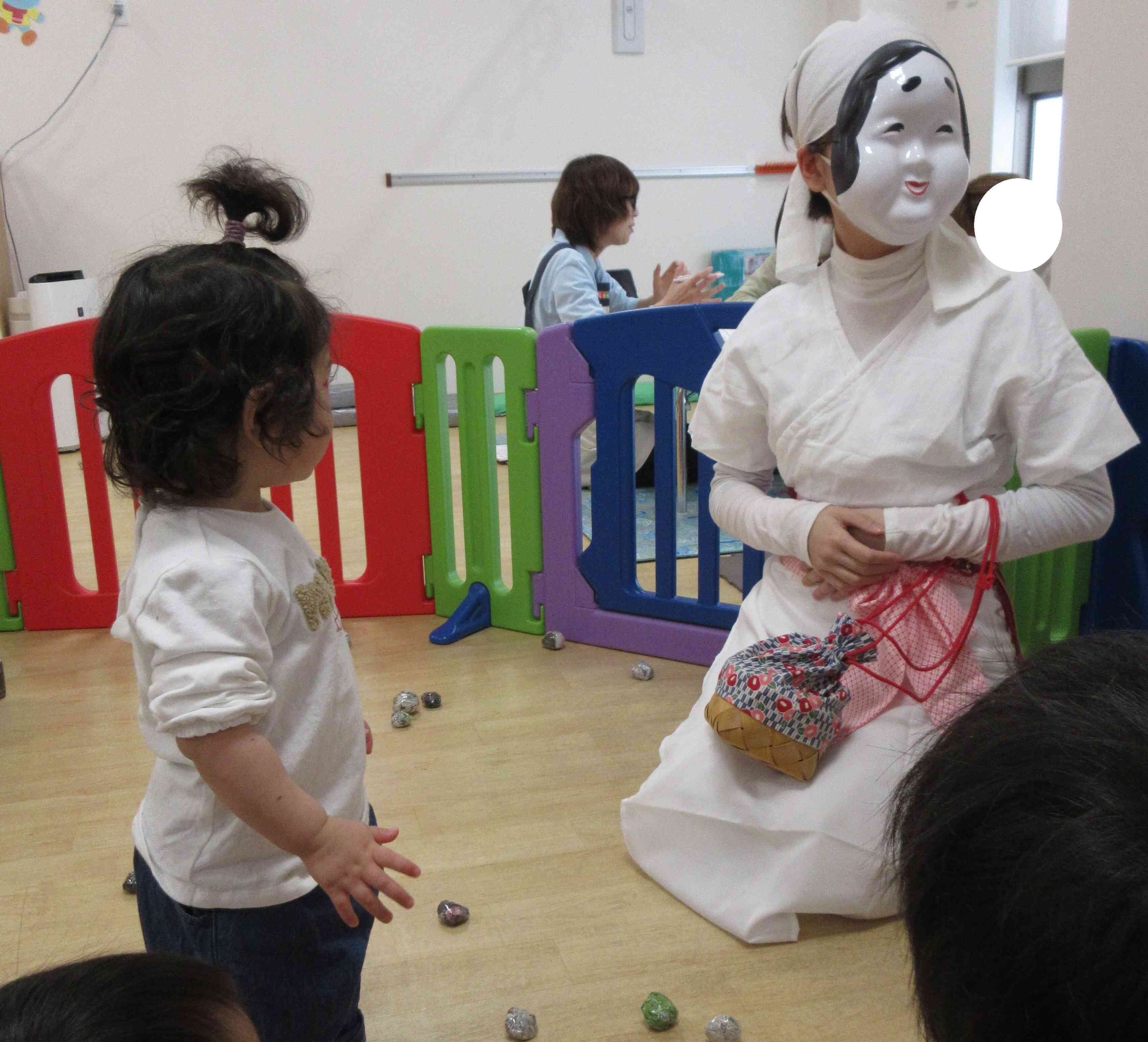 まずは福の神さんの自己紹介！