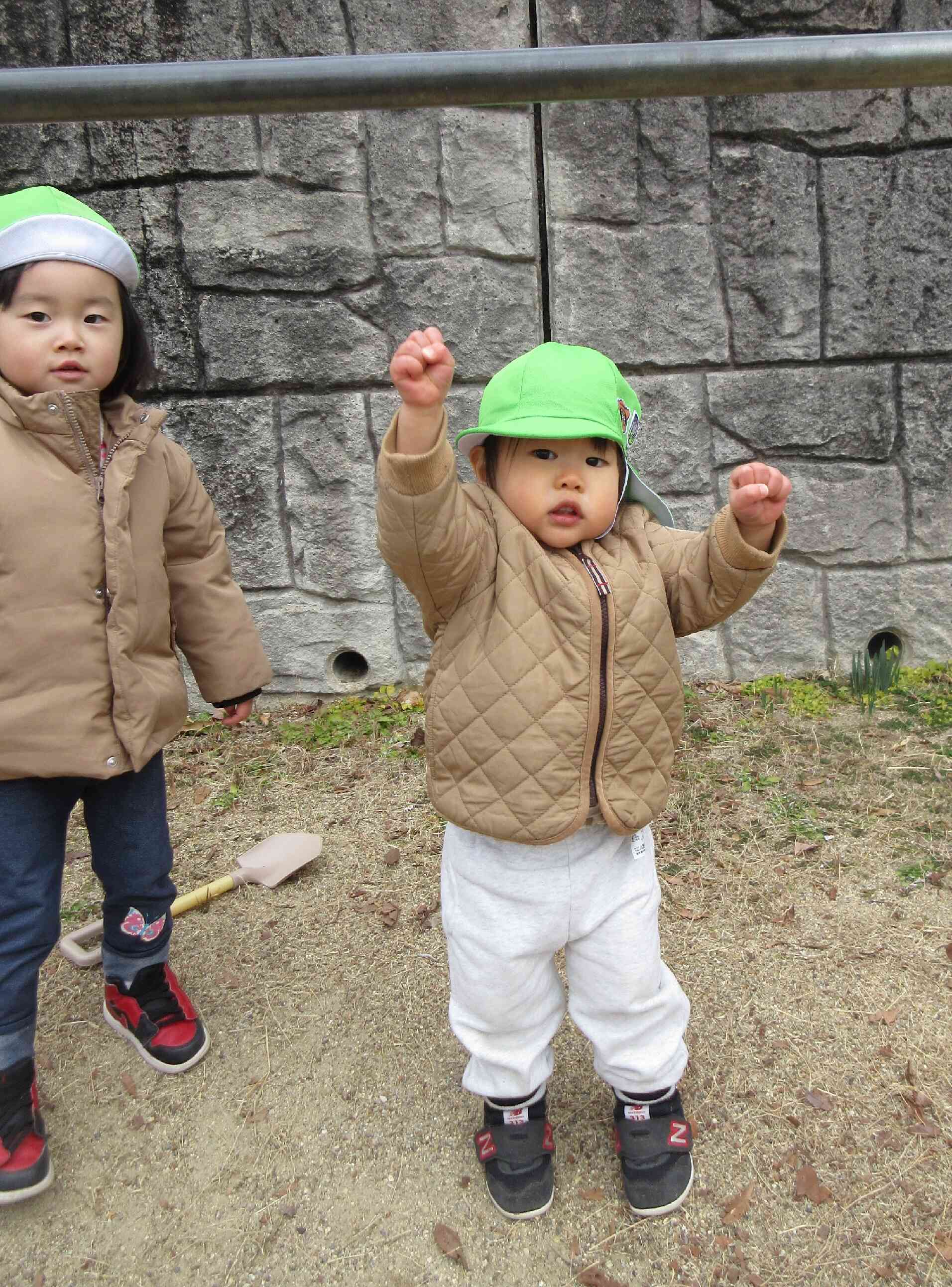 「ぎゅっ！」僕も挑戦！