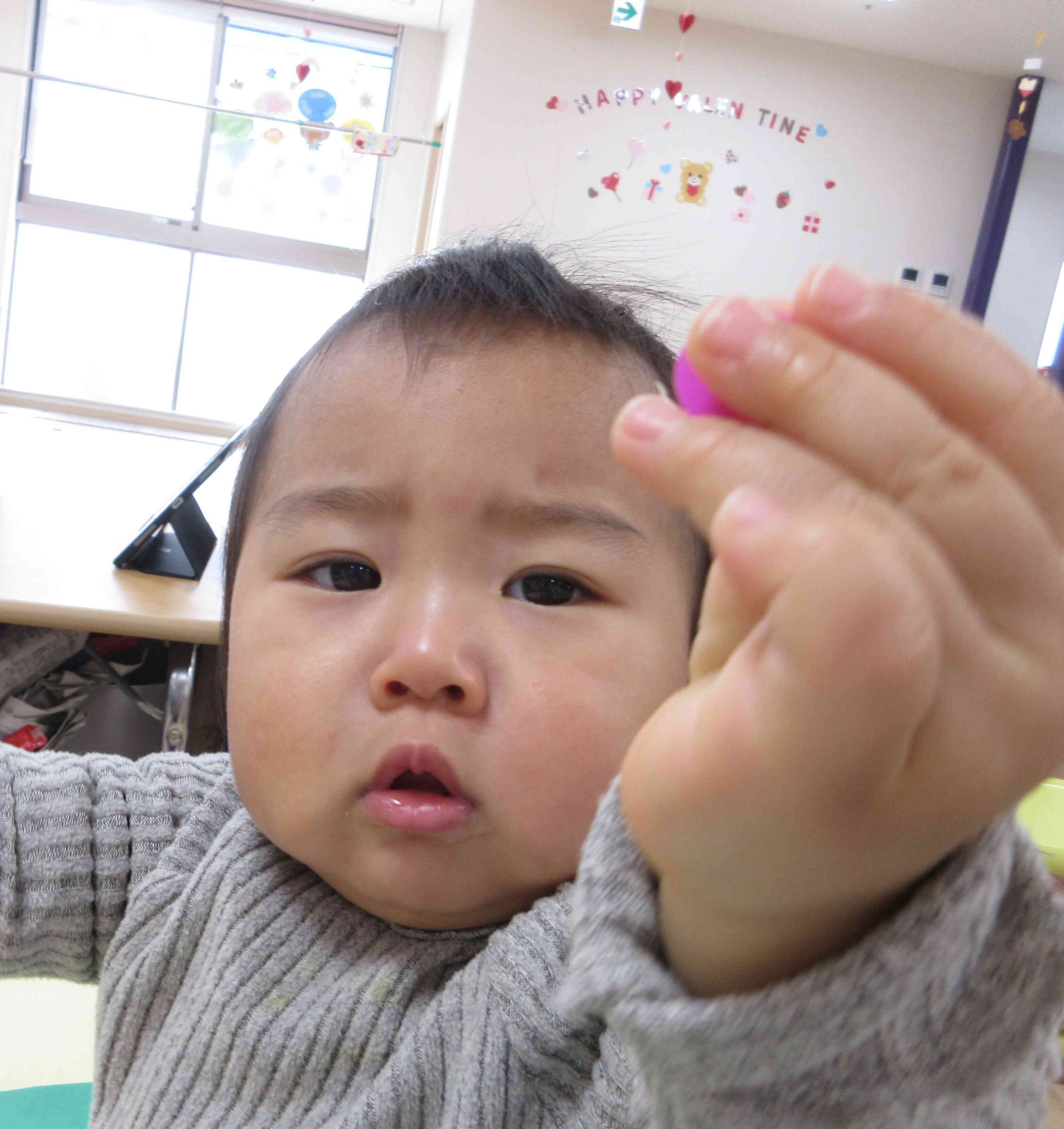 貼るの手伝って～