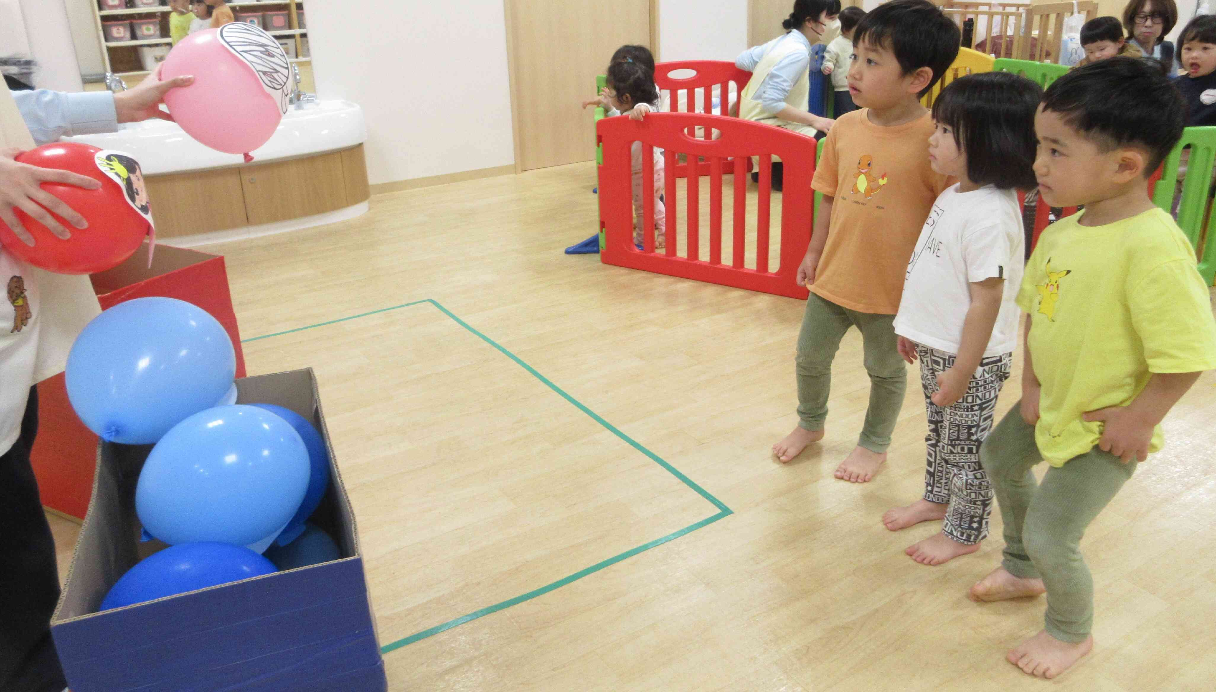 ルールーを真剣な表情で聞いています☆