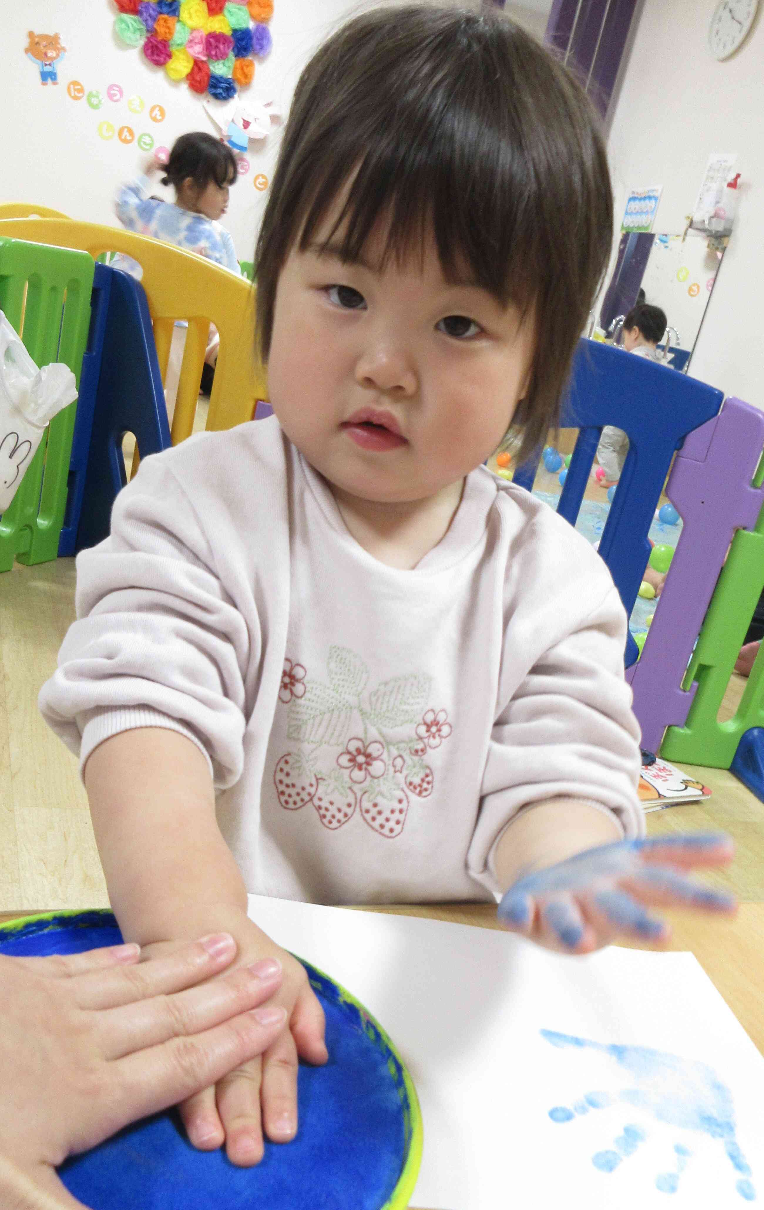 2歳児うさぎ組　ちょうちょ製作