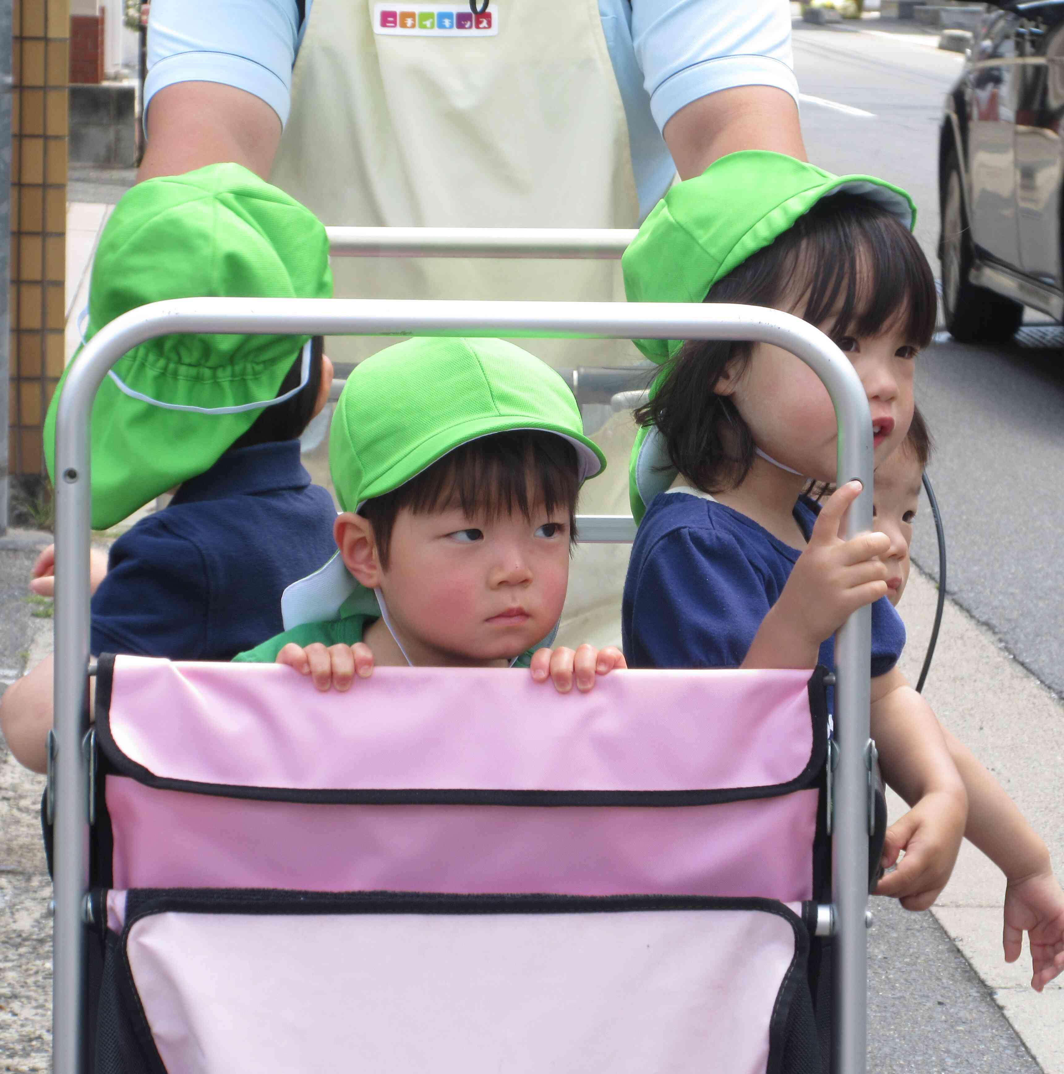 周りの景色を観察！