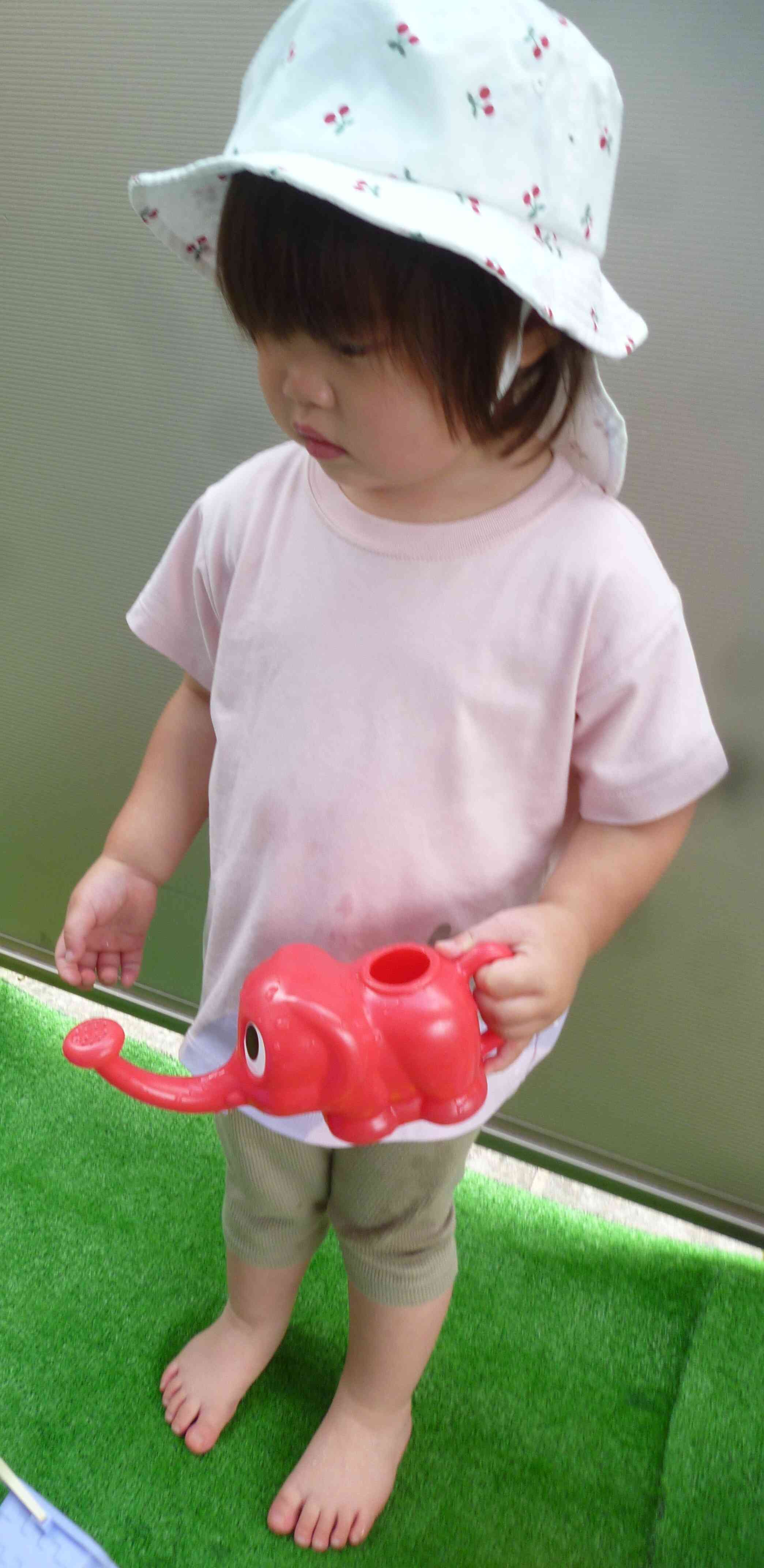 水遊び！うさぎ組(2歳)　あひる組(1歳)　