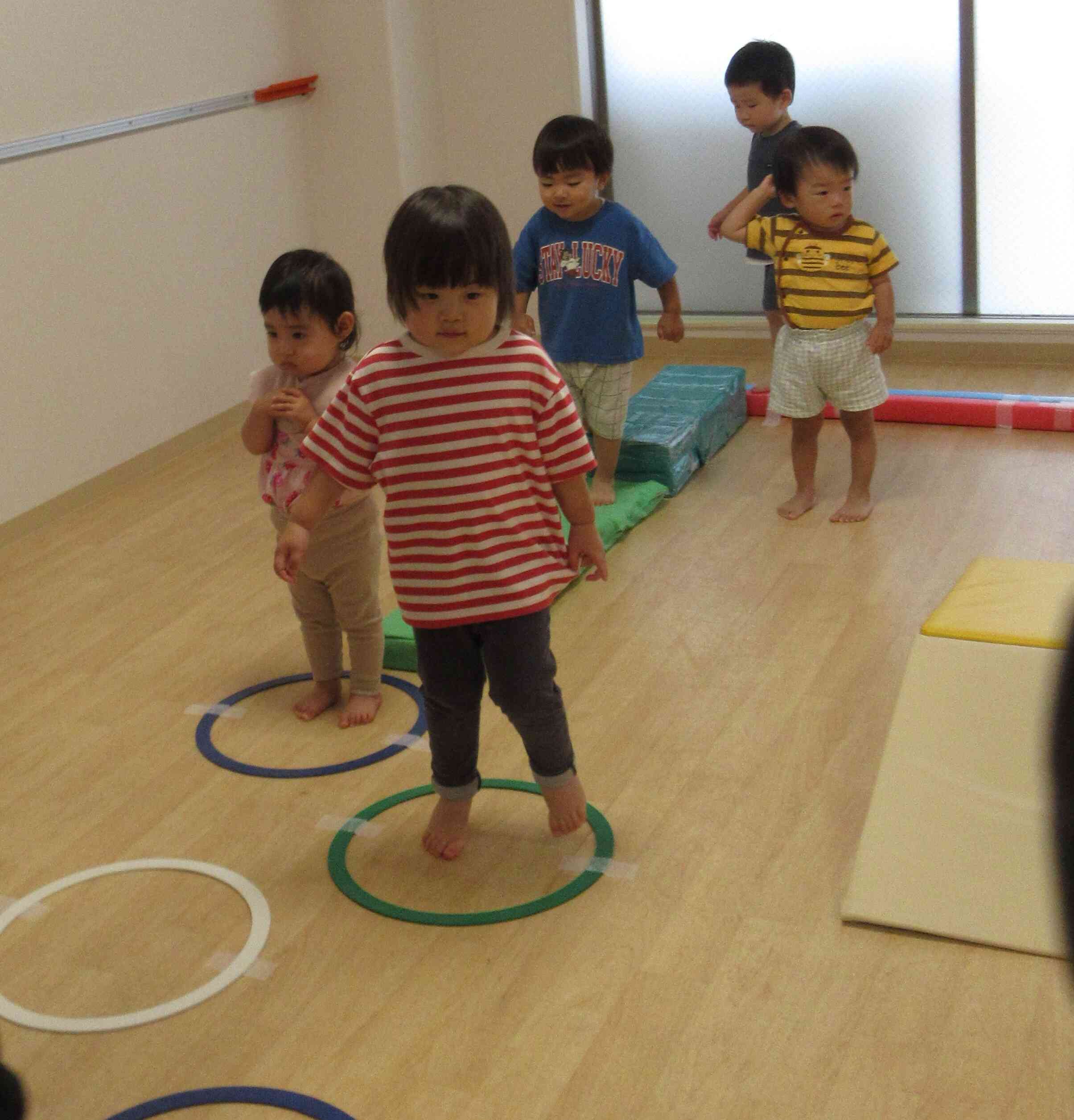 始めはサーキット遊び！