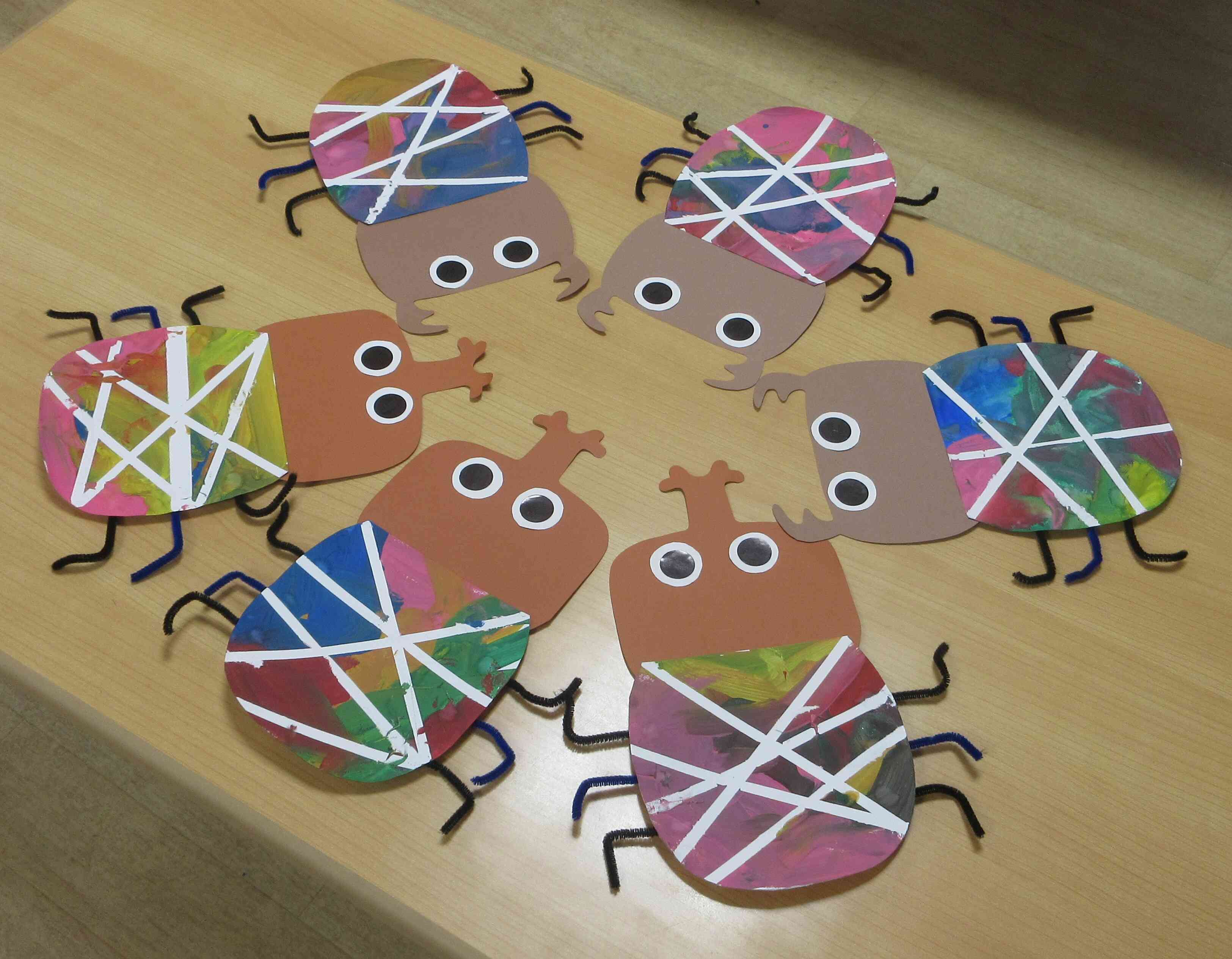 １歳児あひる組　カブトムシ製作