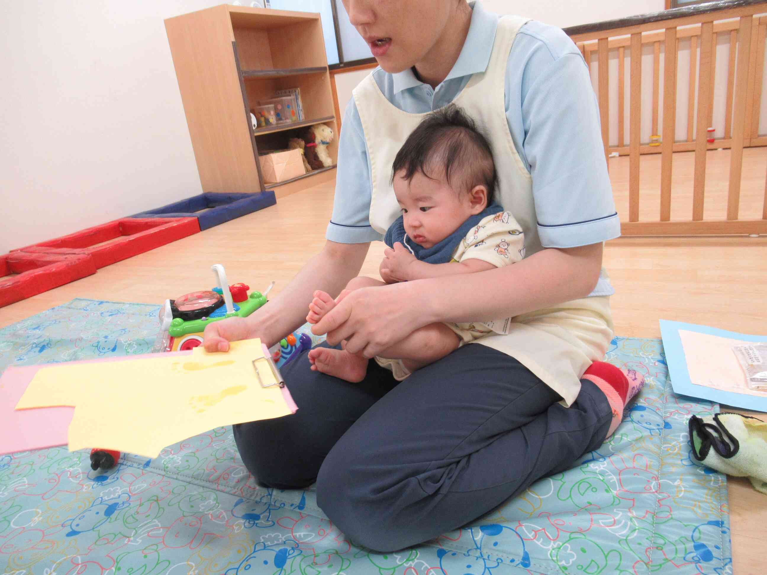 手形・足型したよ。