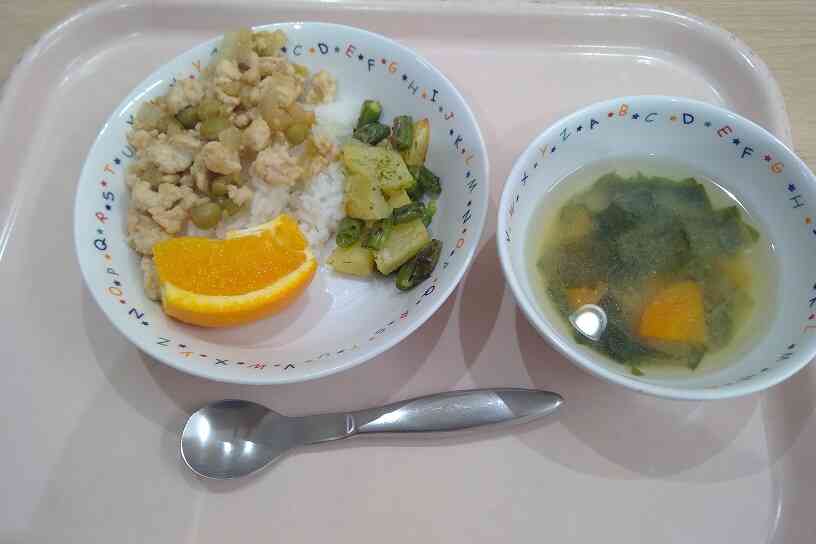 おすすめレシピ「鶏そぼろごはん」