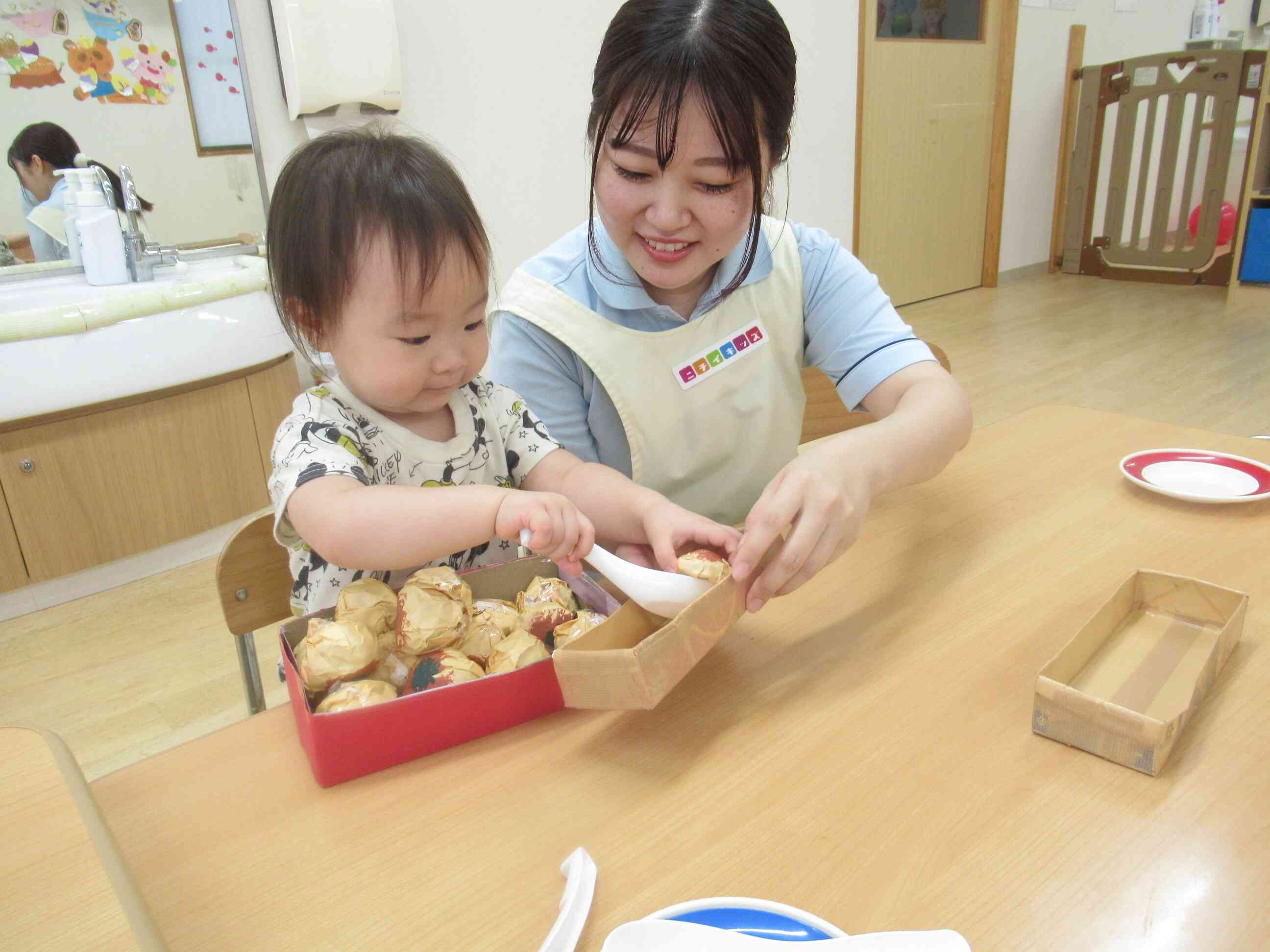 いらっしゃいませ～、アツアツですよ