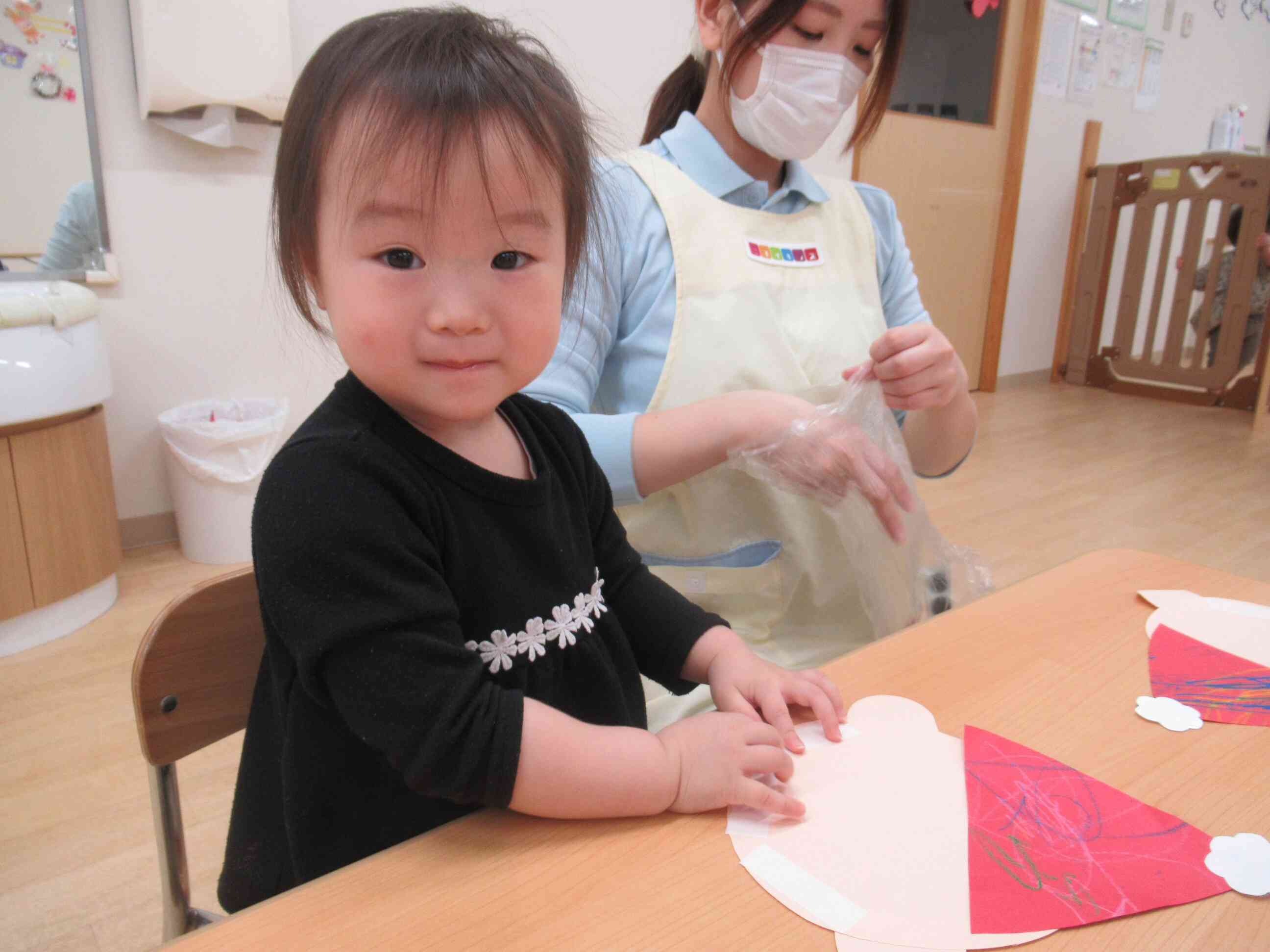 サンタクロースを作ったよ（1歳児　あひる組）