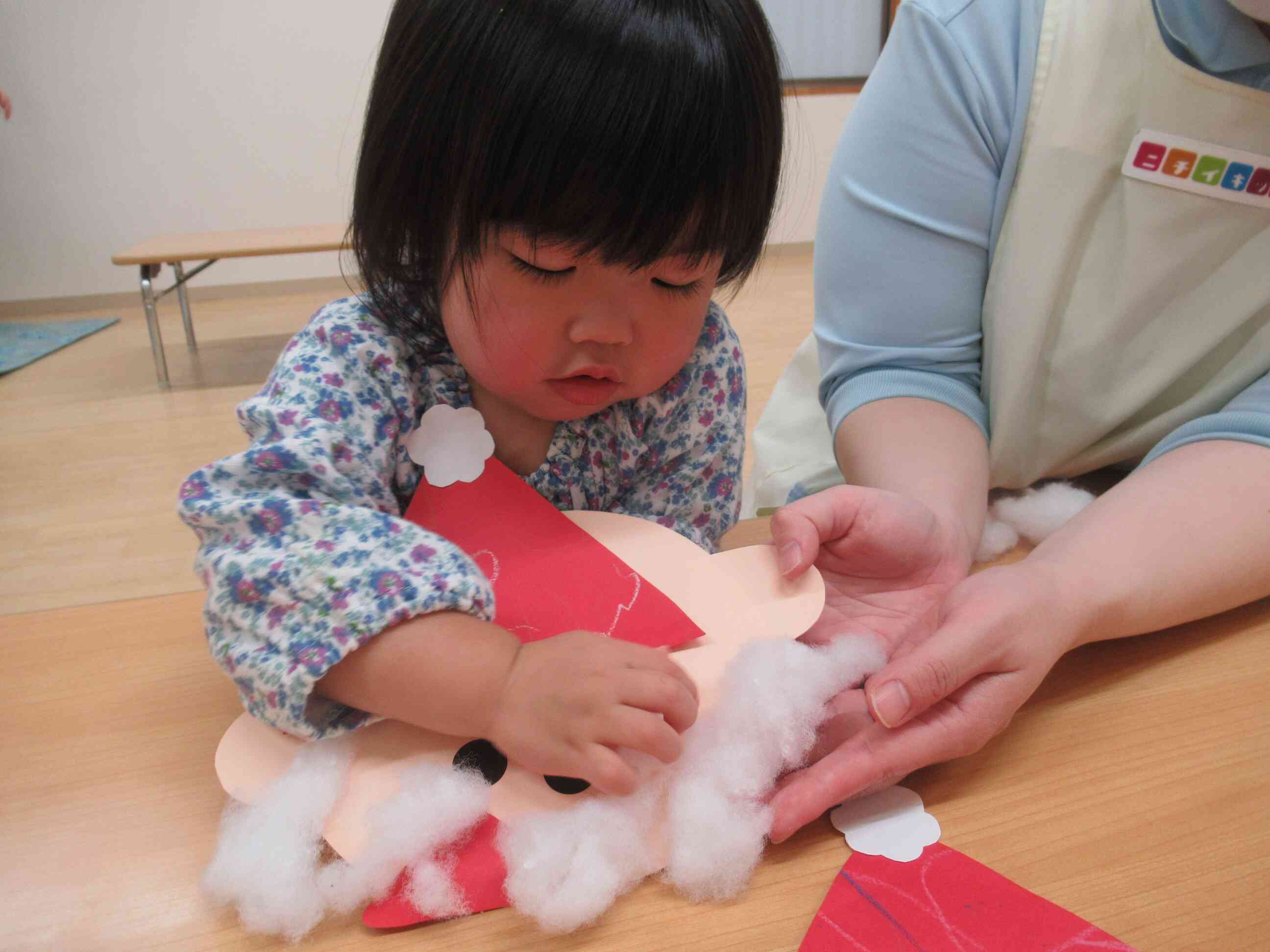 サンタさんのおひげもつけたよ。