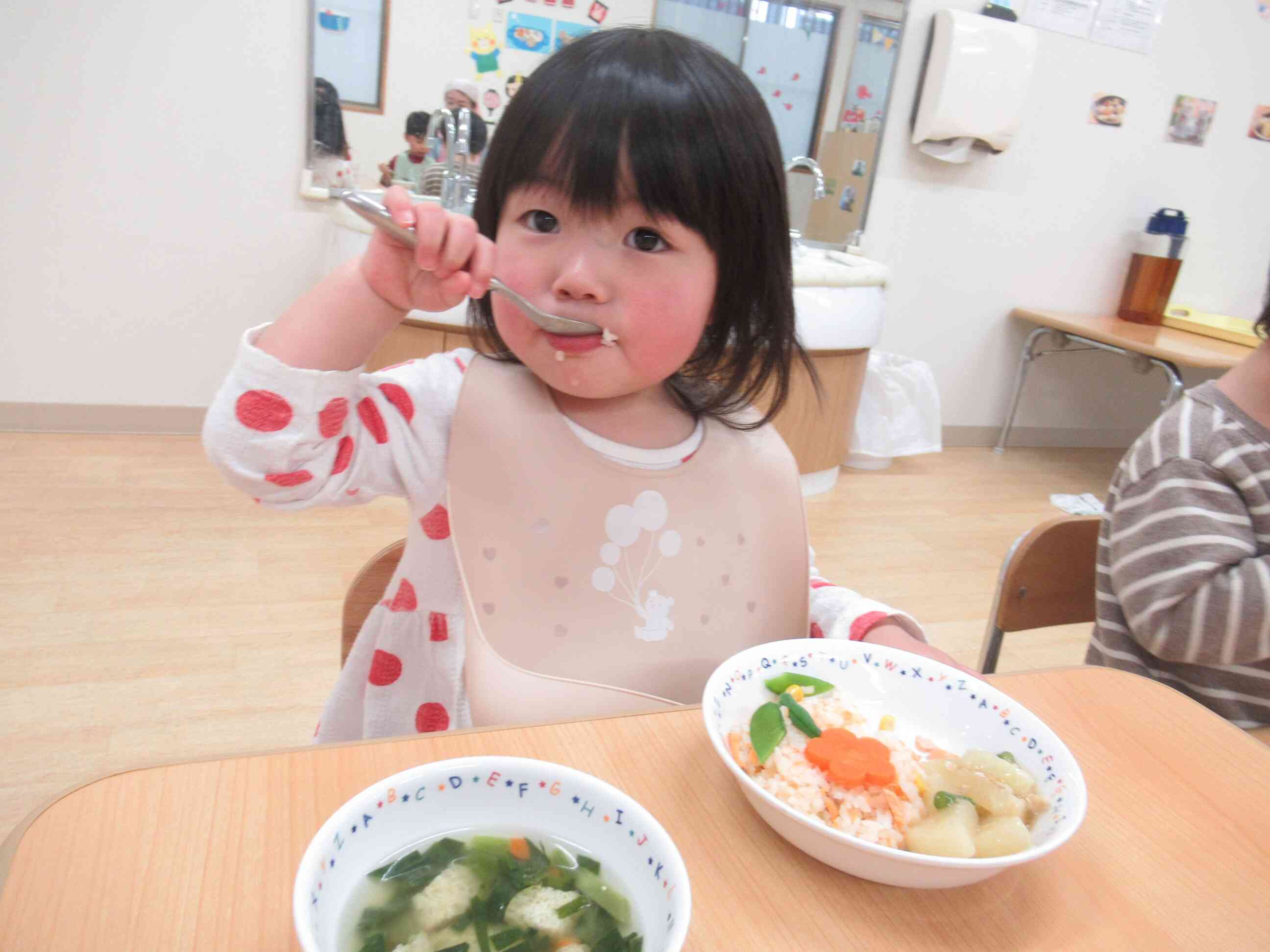 ひなまつり給食、おいしいね