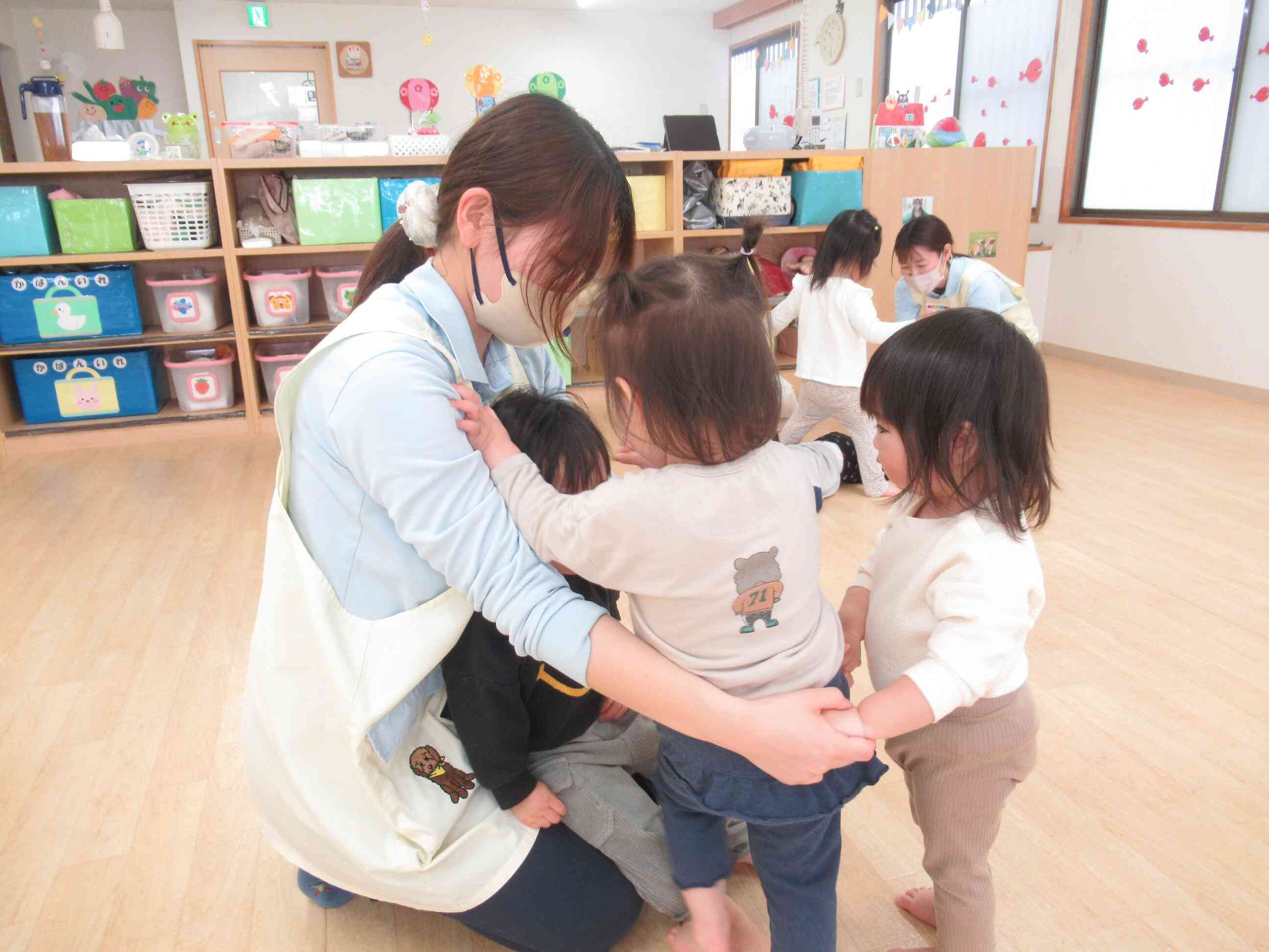 触れ合い遊びをしたよ（０、1歳児）