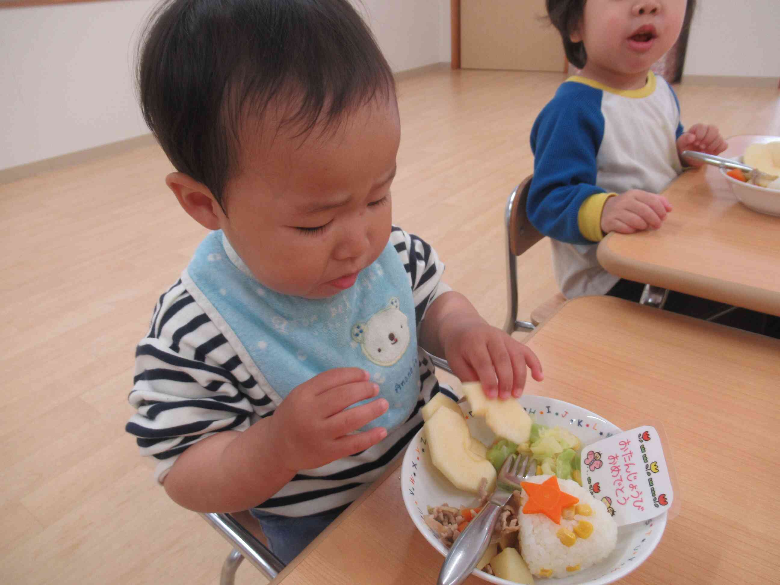 給食もお誕生日会メニューでした