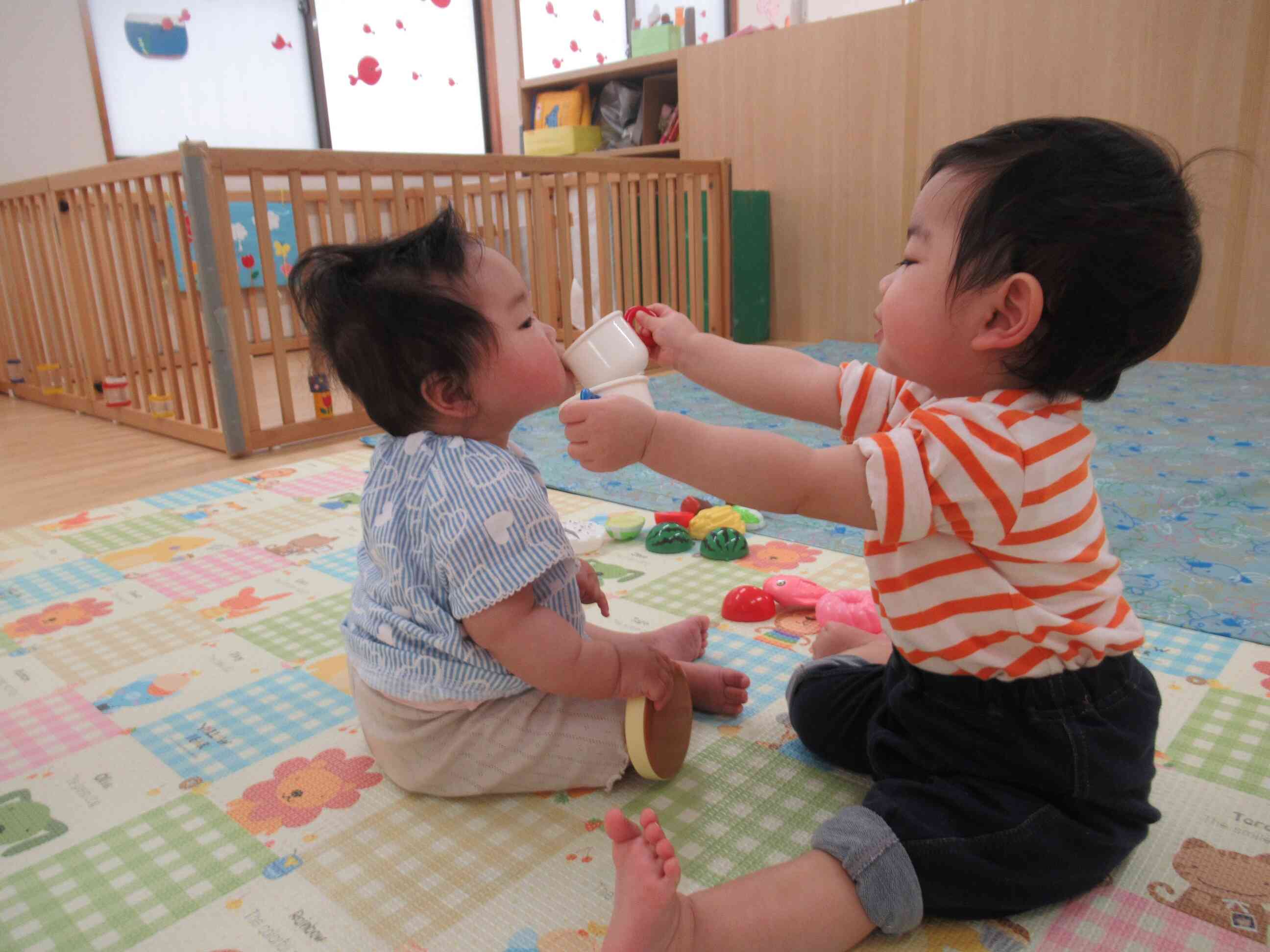 ひよこ組（０歳児）の様子
