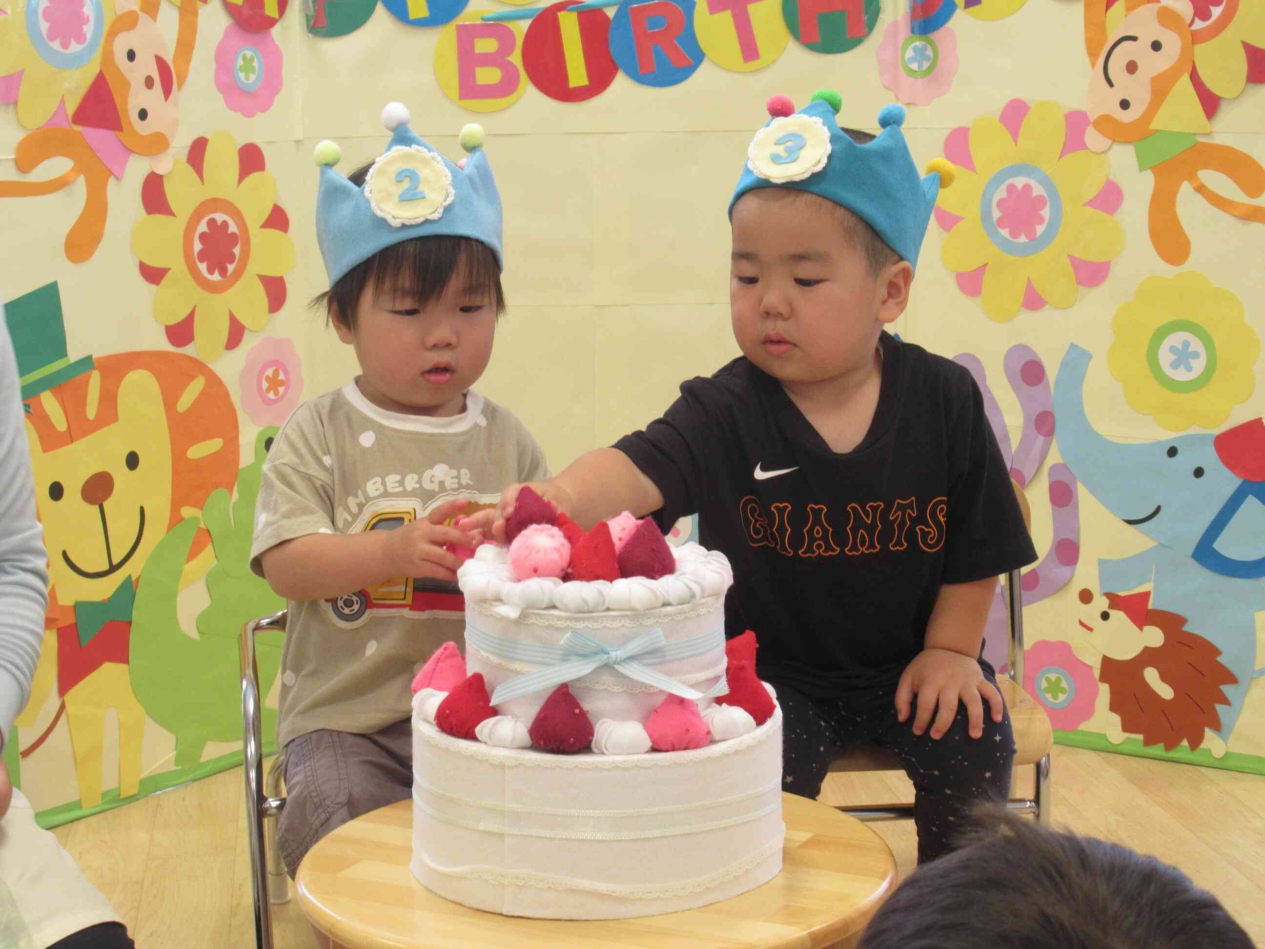 5月生まれのお友だち、おめでとう！