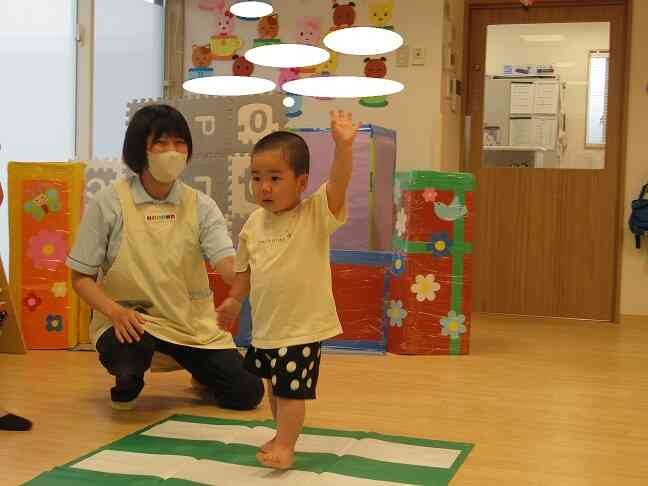 交通安全教室がありました　(うさぎ組2歳児　あひる組1歳児）