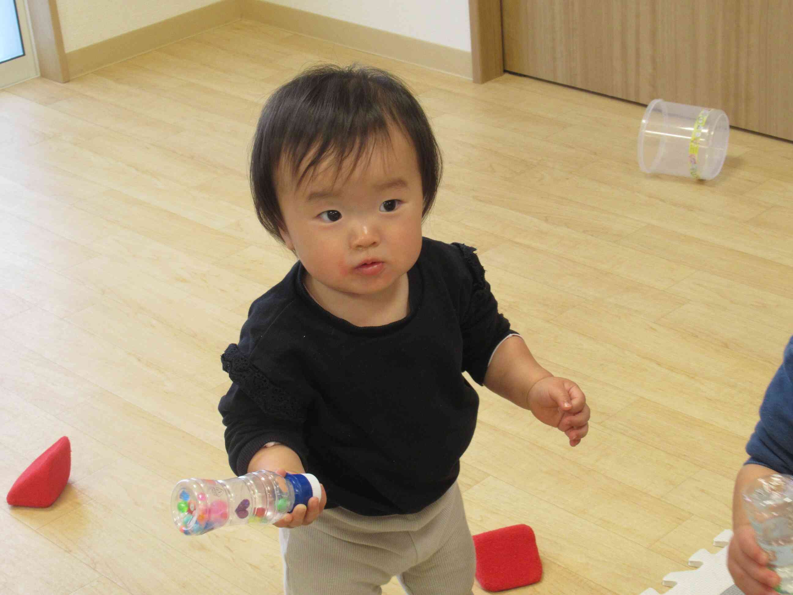 マラカス鳴らすの楽しいね！