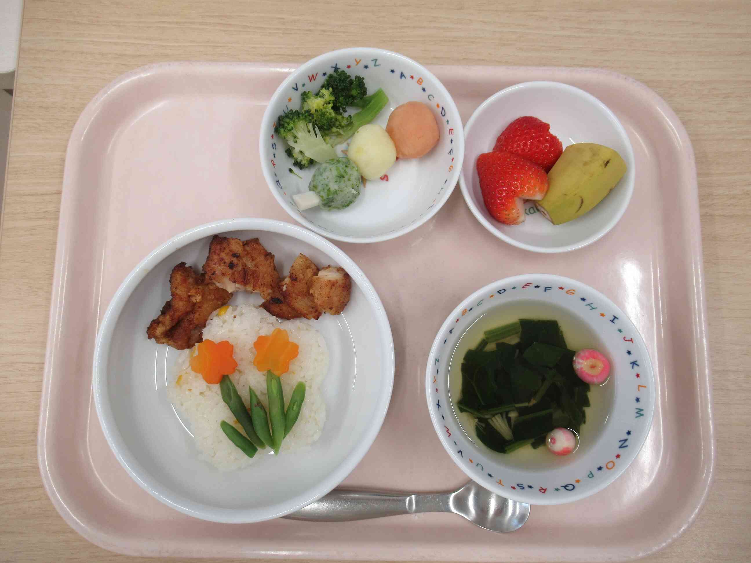 ひな祭りの特別メニューです！