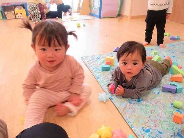 お友だちと一緒に遊んでなかよくなろうね♪