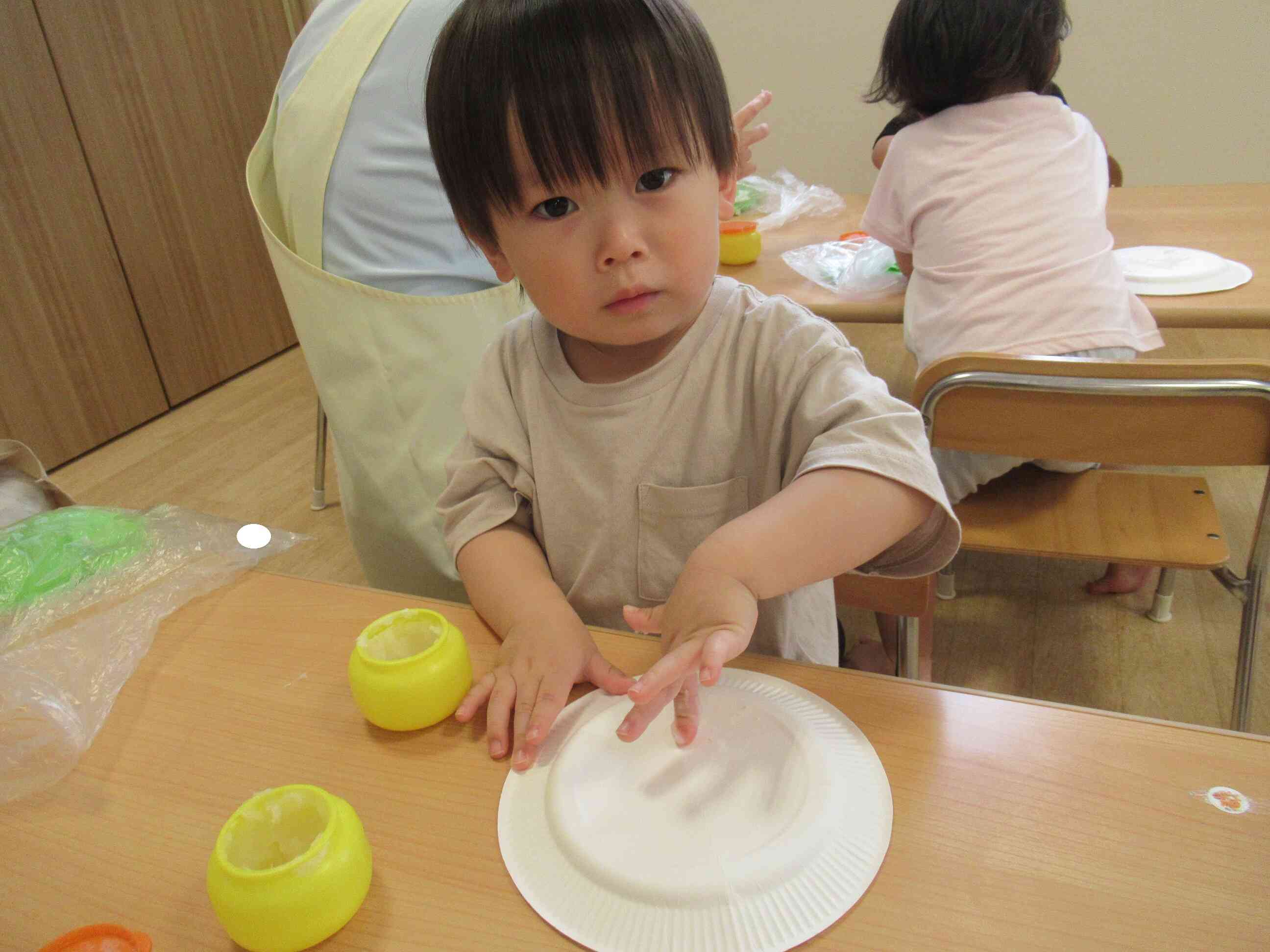 6月の制作（うさぎ組 2歳児）