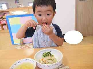 トマトの収穫‼　【２歳児　うさぎ組】　