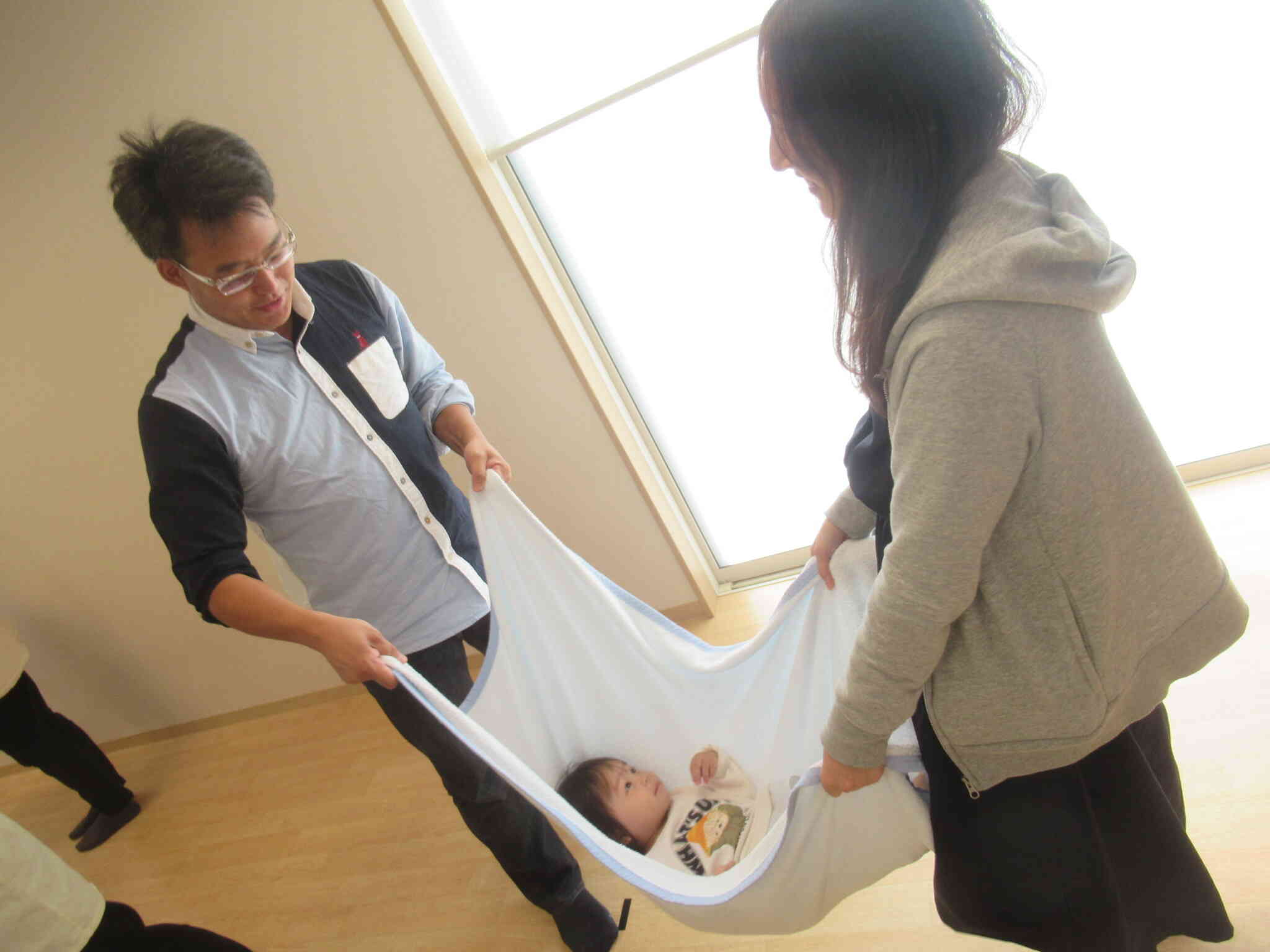 タオルケットでぶーらんこ♪