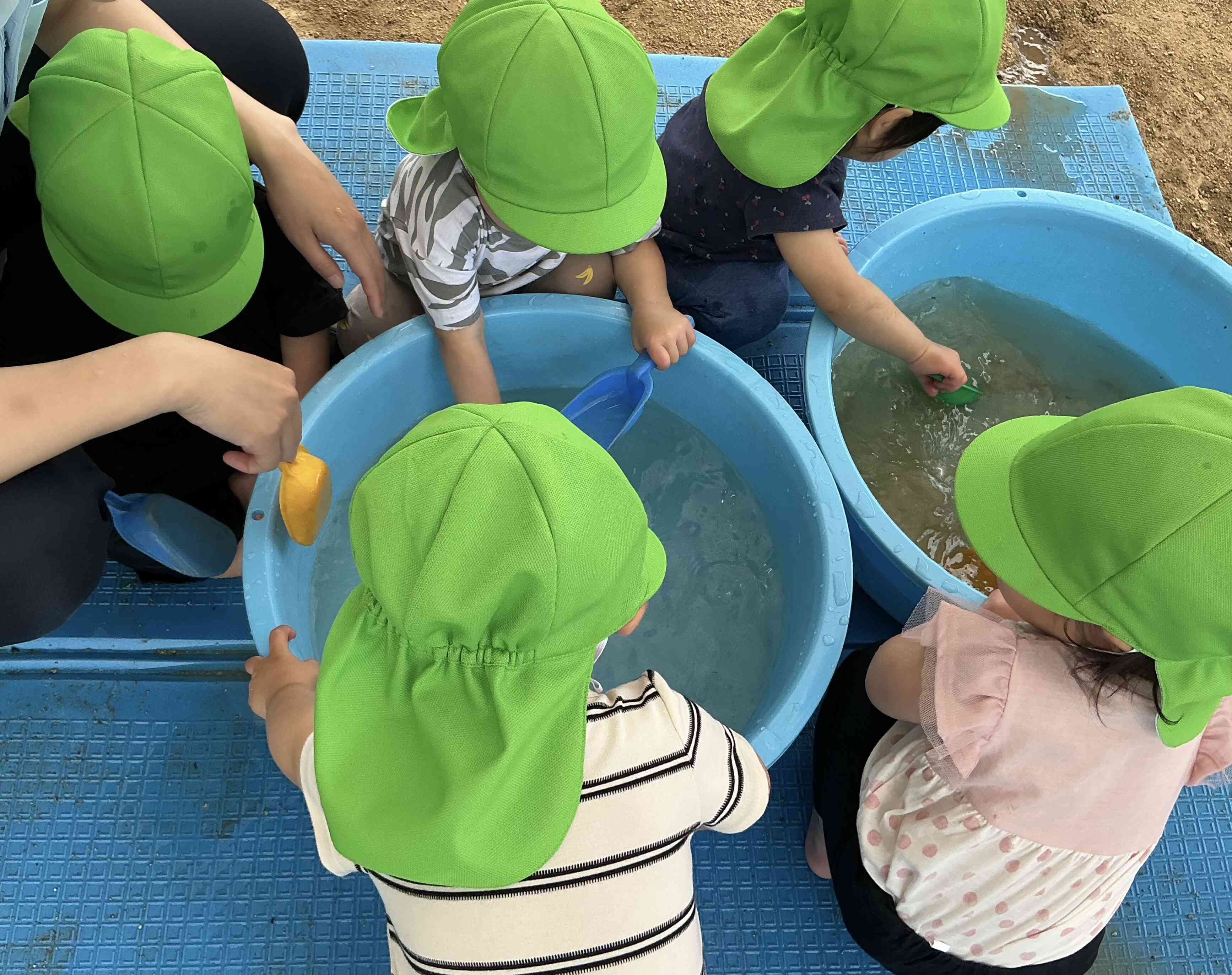 最後はみんなでお水遊び!