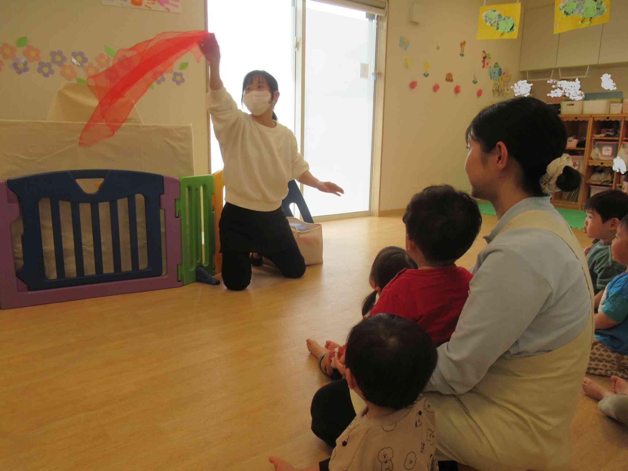 スカーフであそんだよ(リトミック)