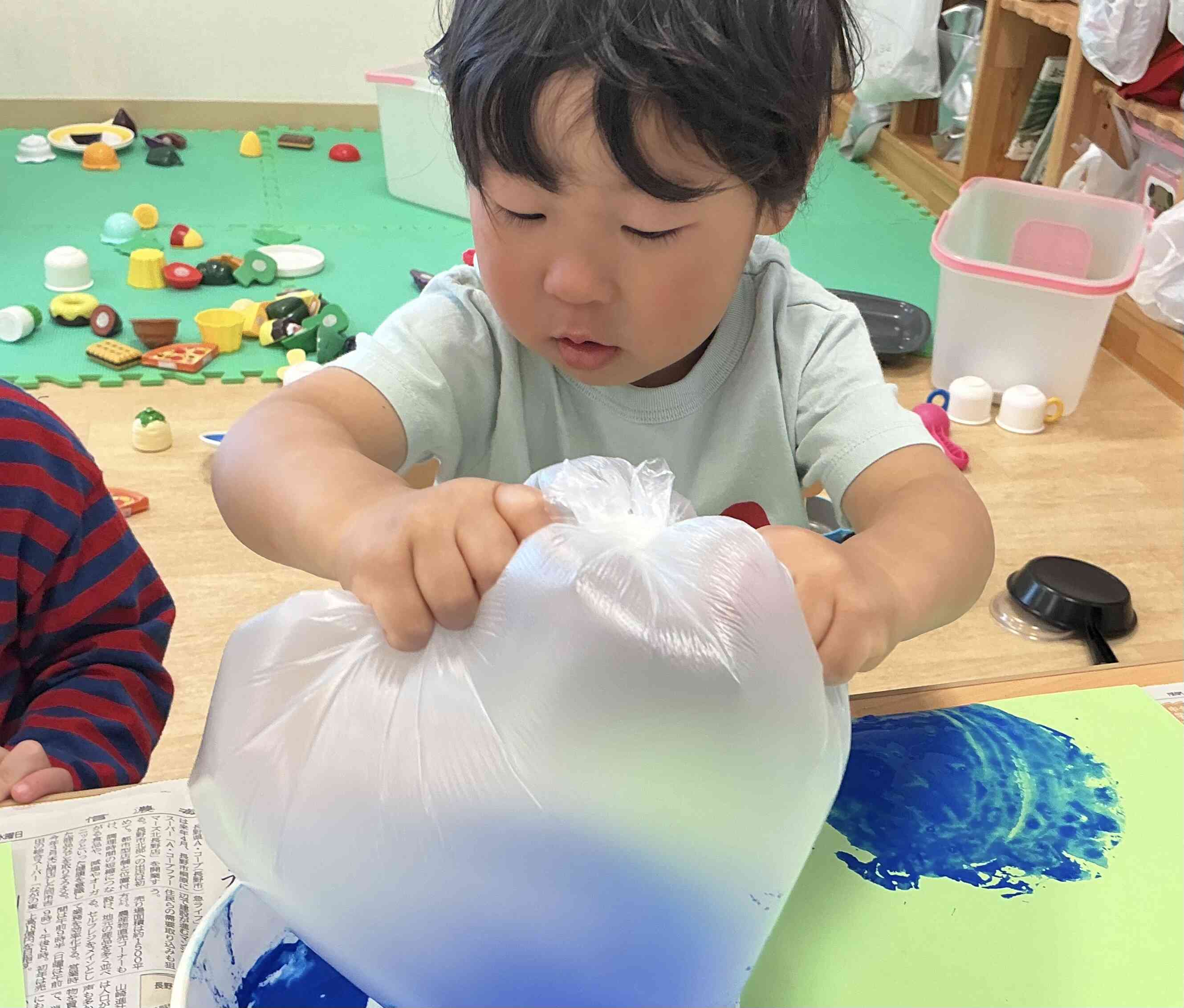 袋でポワンポワン