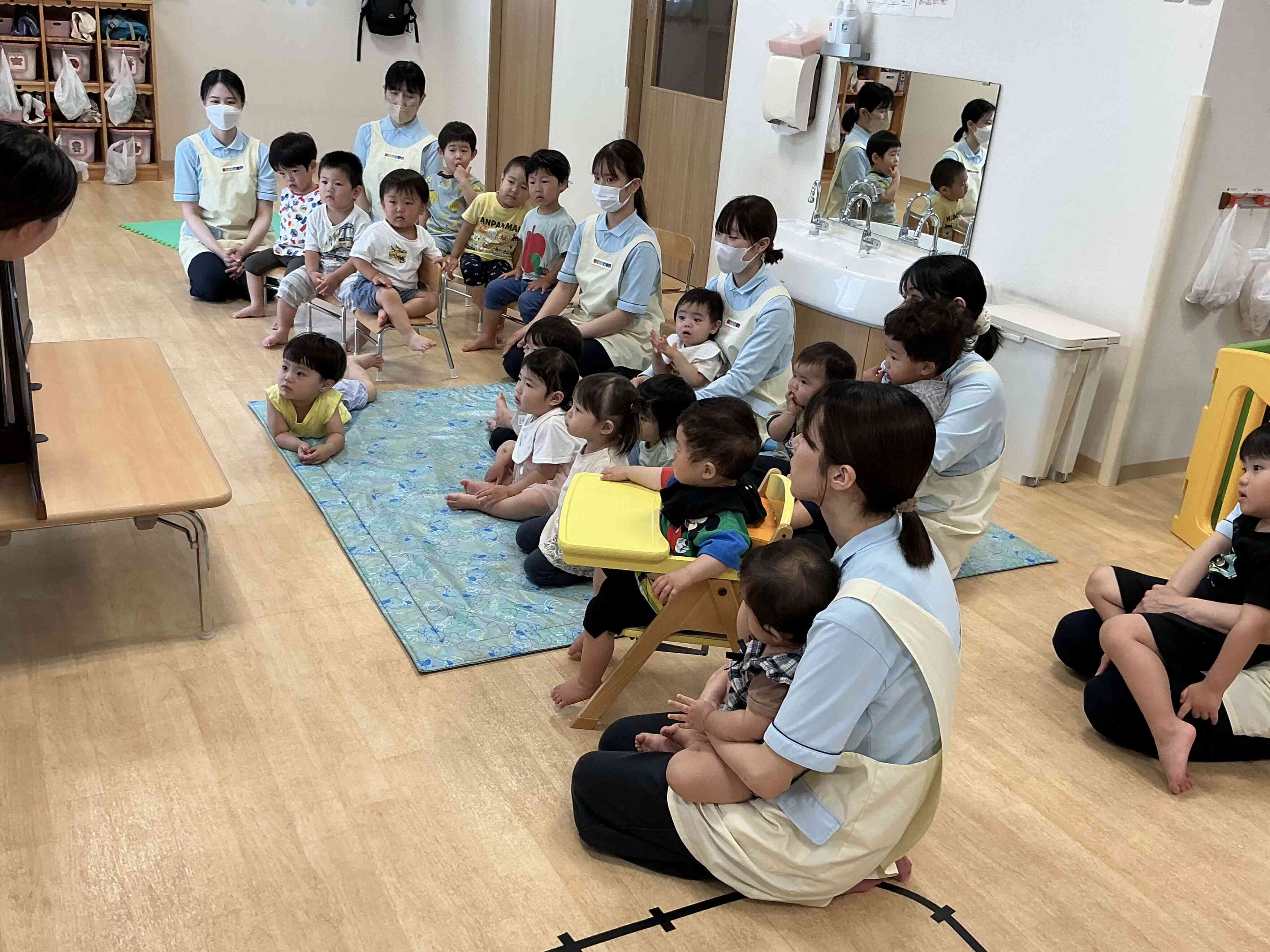 お楽しみは紙芝居！