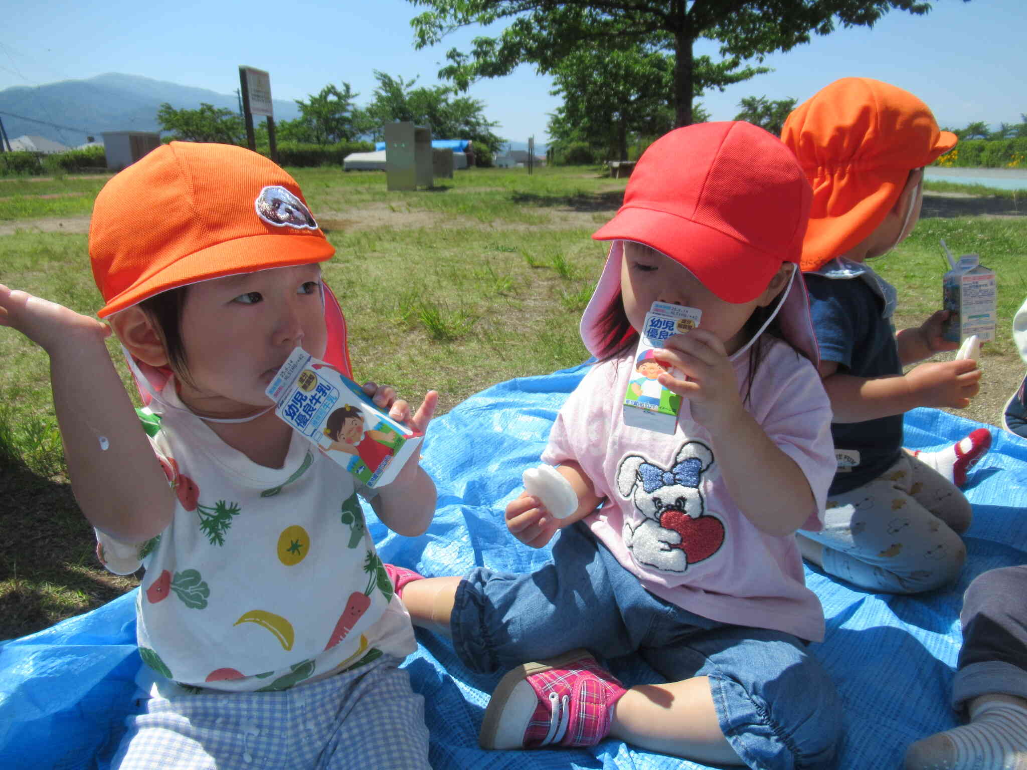 春のえんそくにいこう！【１歳児　あひる組】